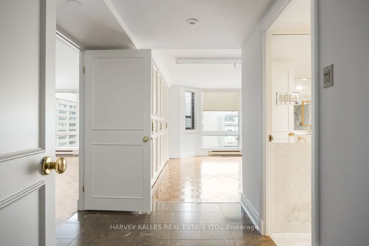 1166 Bay Street, #2103