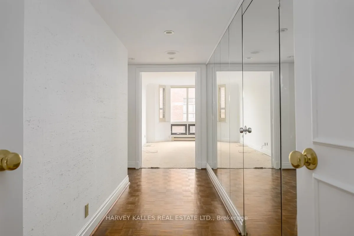 1166 Bay Street, #2103