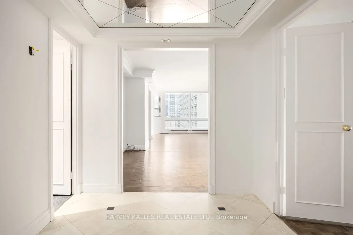 1166 Bay Street, #2103