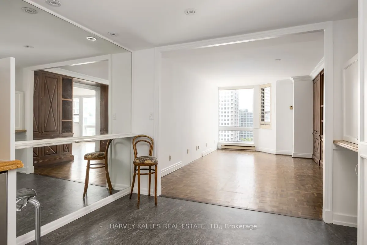 1166 Bay Street, #2103