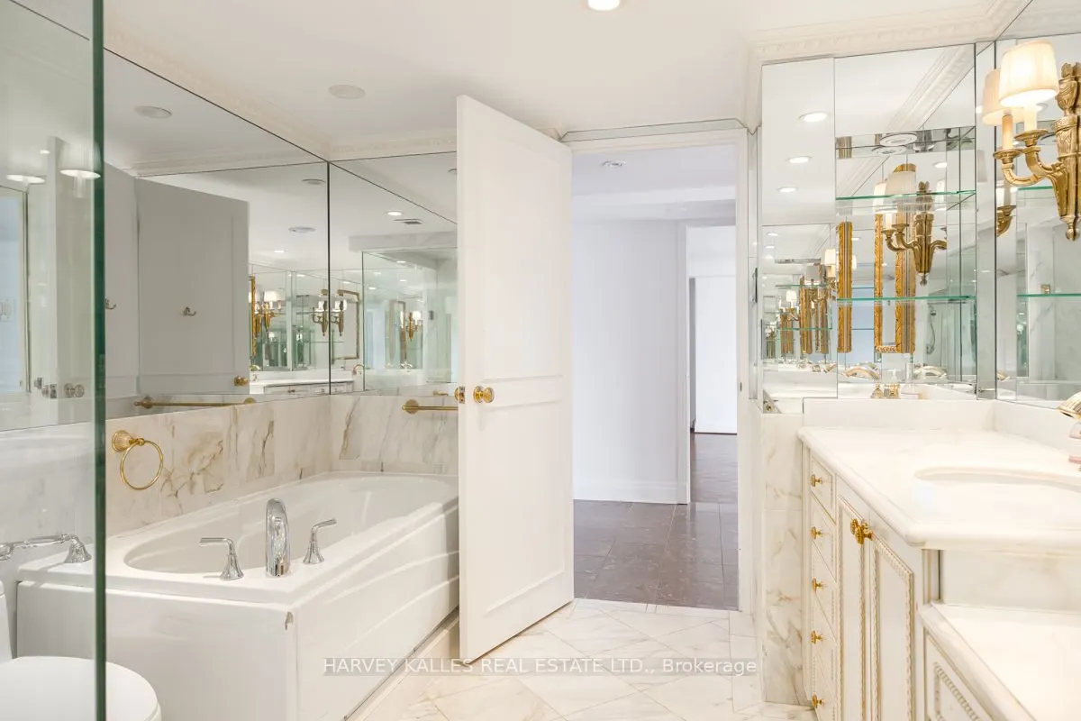 1166 Bay Street, #2103