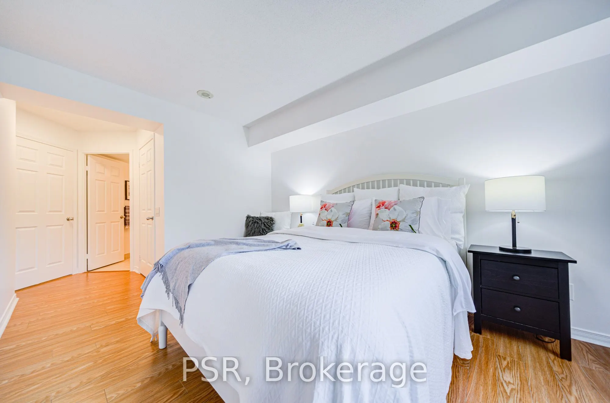155 Beecroft Road, #211