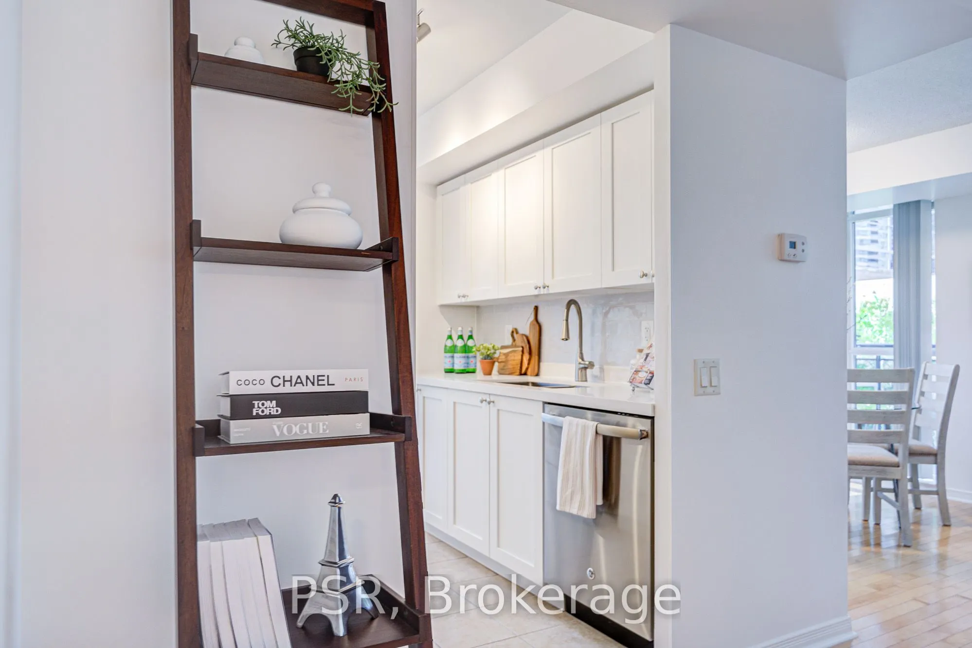 155 Beecroft Road, #211