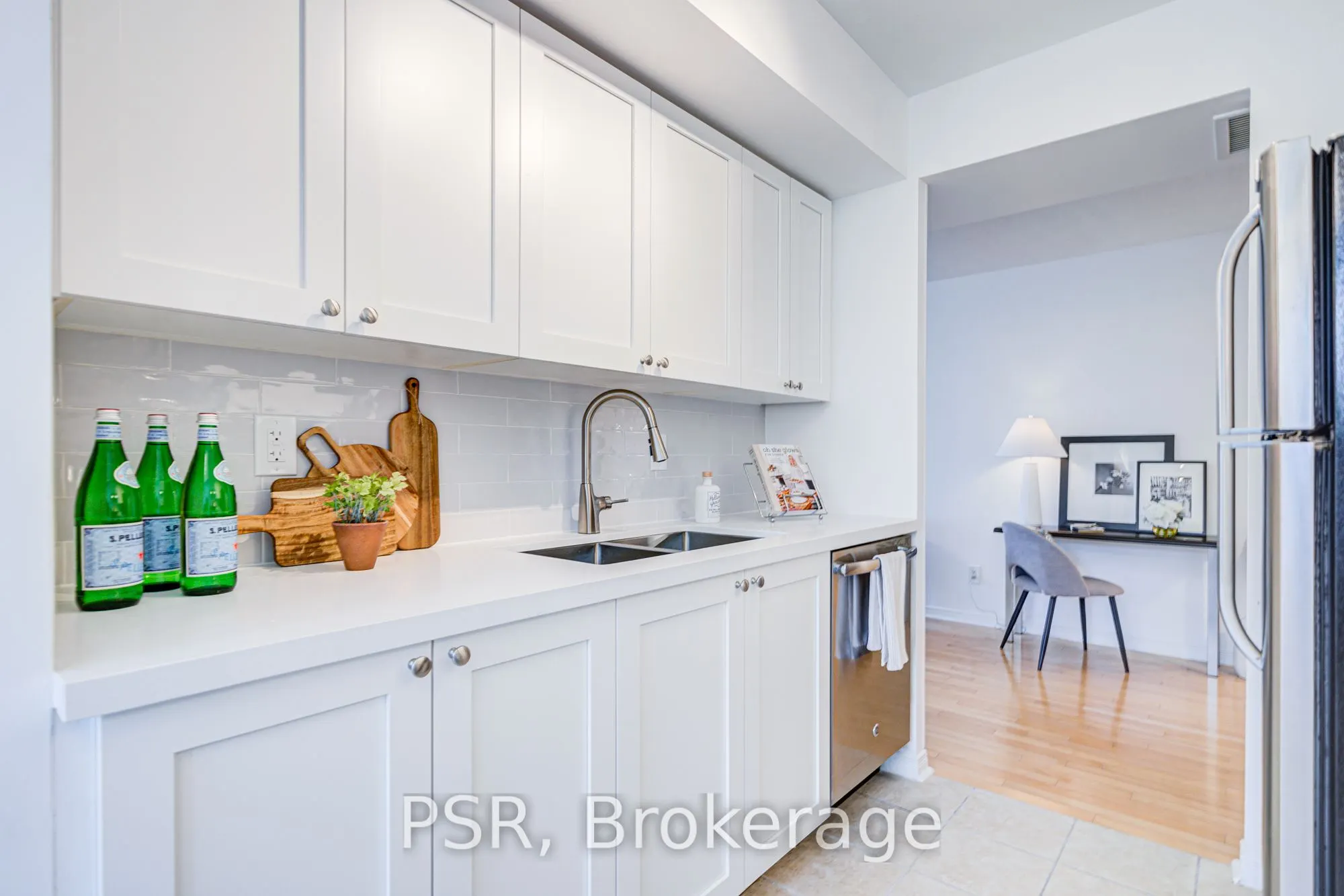 155 Beecroft Road, #211