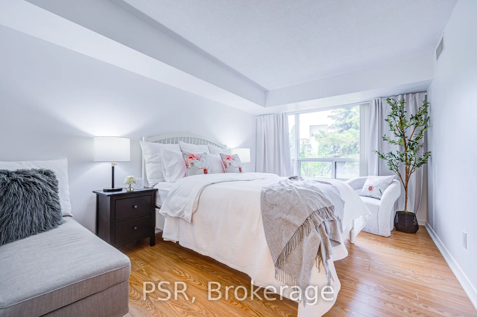 155 Beecroft Road, #211