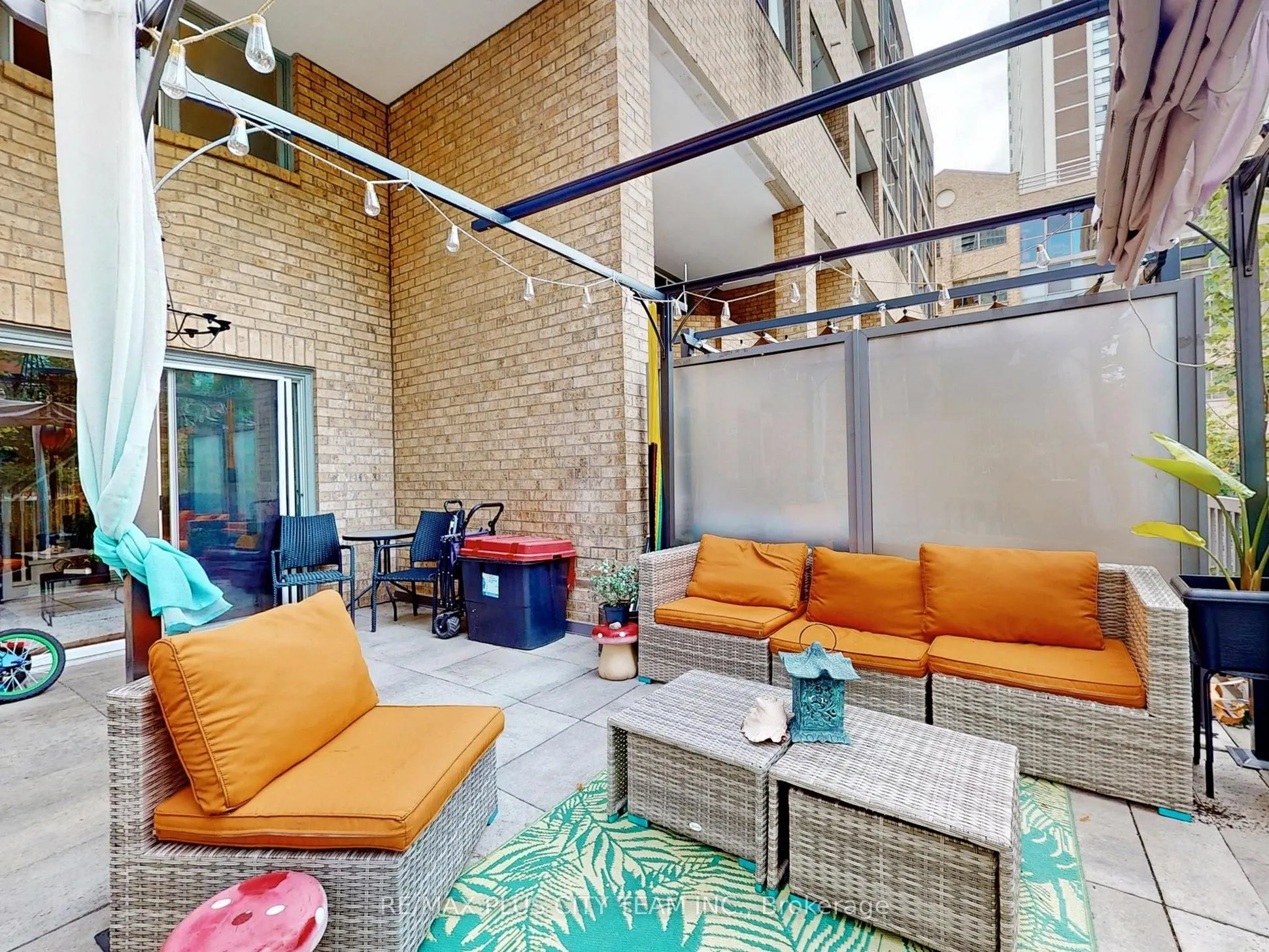60 Homewood Avenue, #TH 112
