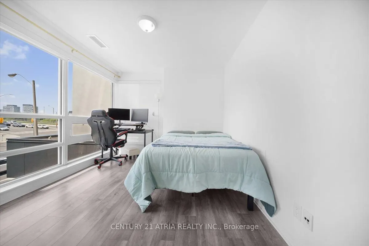 2015 Sheppard Avenue E, #204