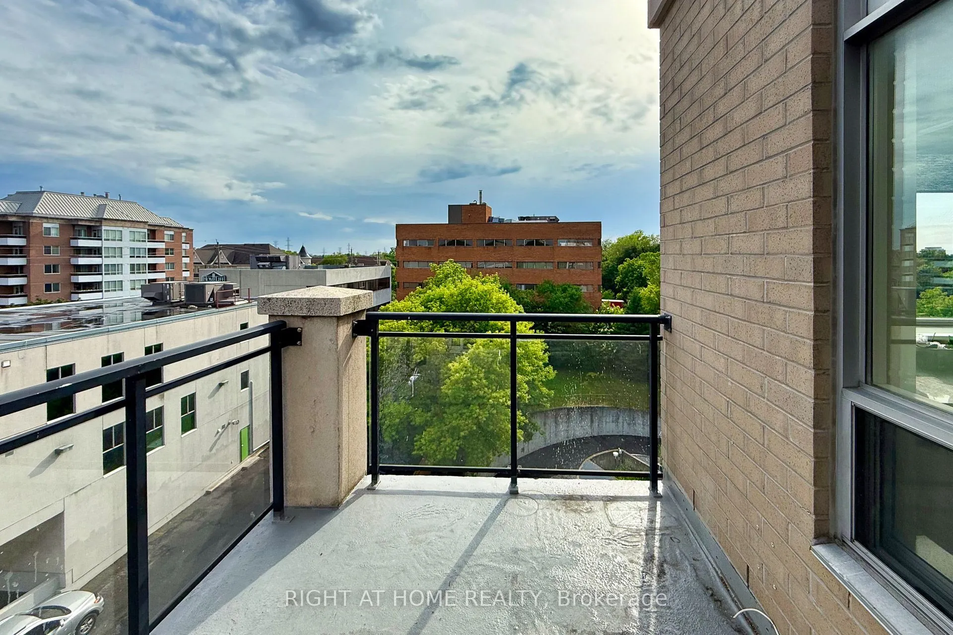 5940 Yonge Street, #Ph3