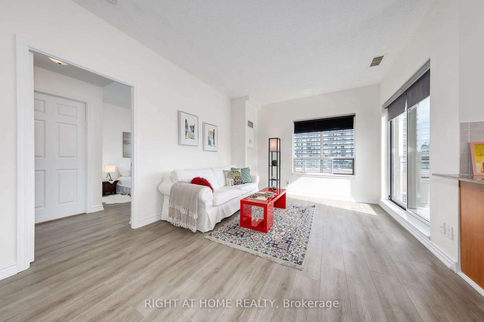 5940 Yonge Street, #Ph3