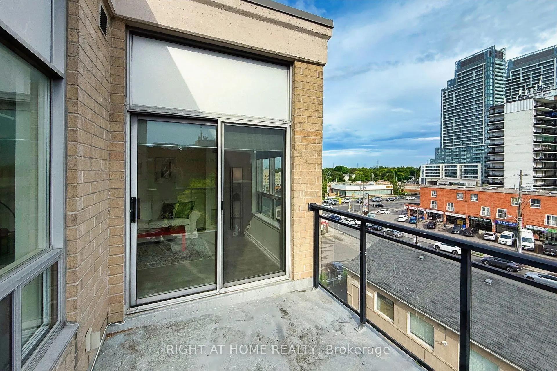 5940 Yonge Street, #Ph3