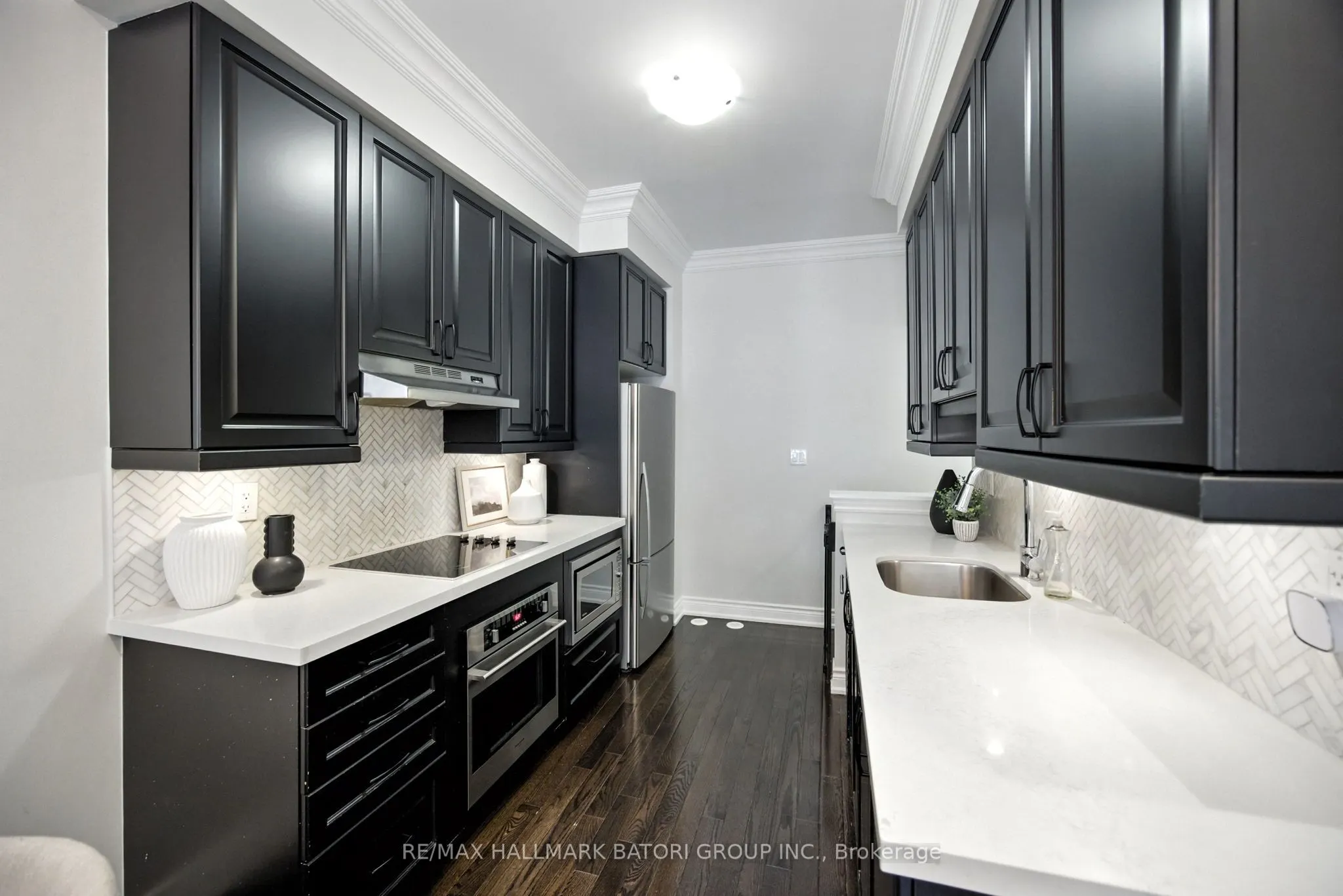 2110 Bayview Avenue #120