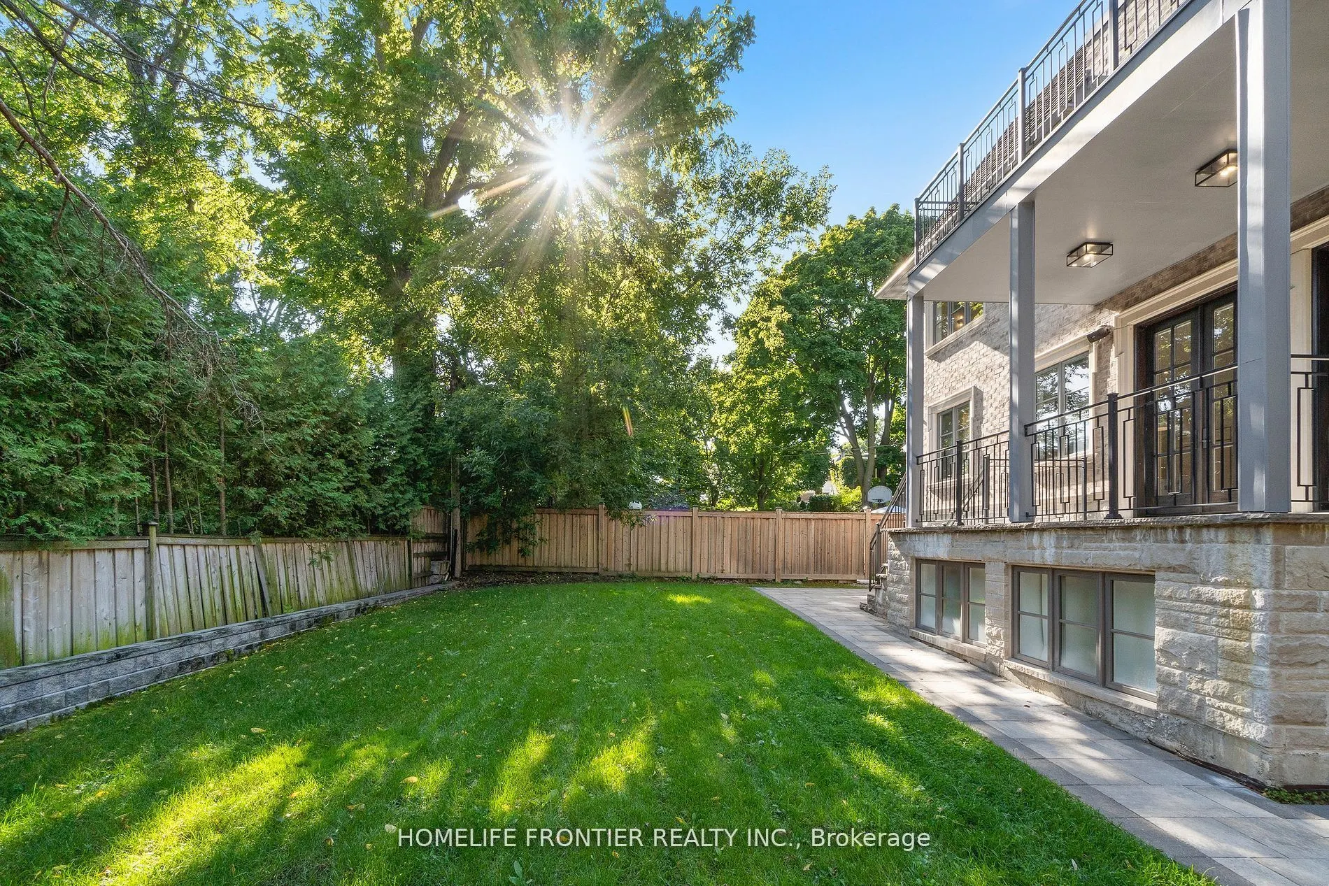 8 Vesta Drive