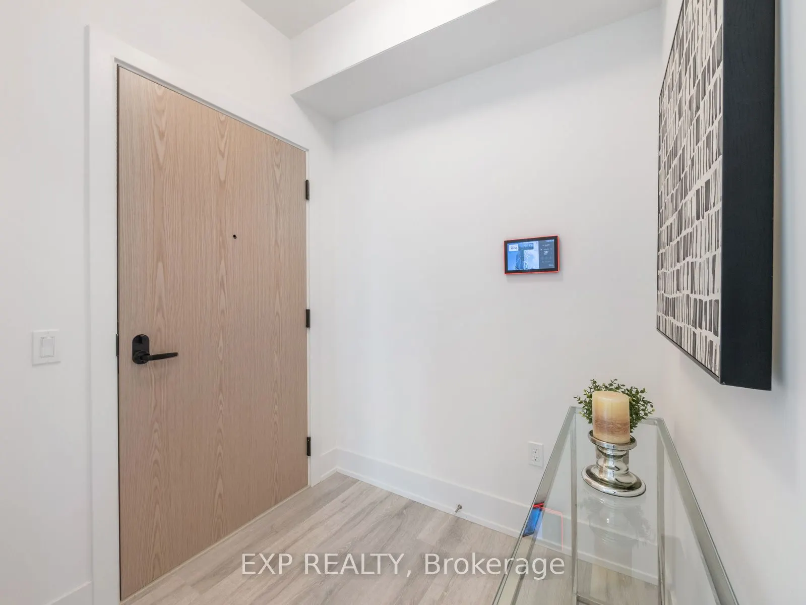 10 Inn On The Park Drive, #2404
