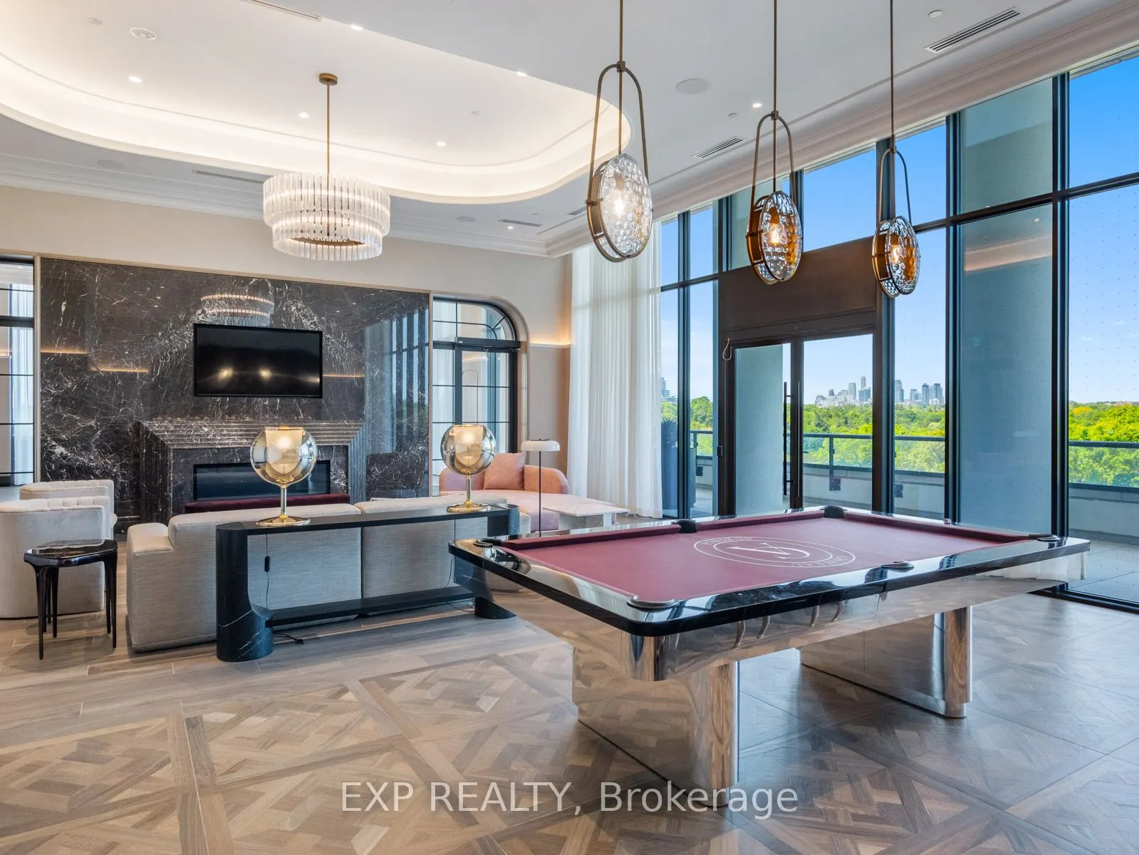 10 Inn On The Park Drive, #2404