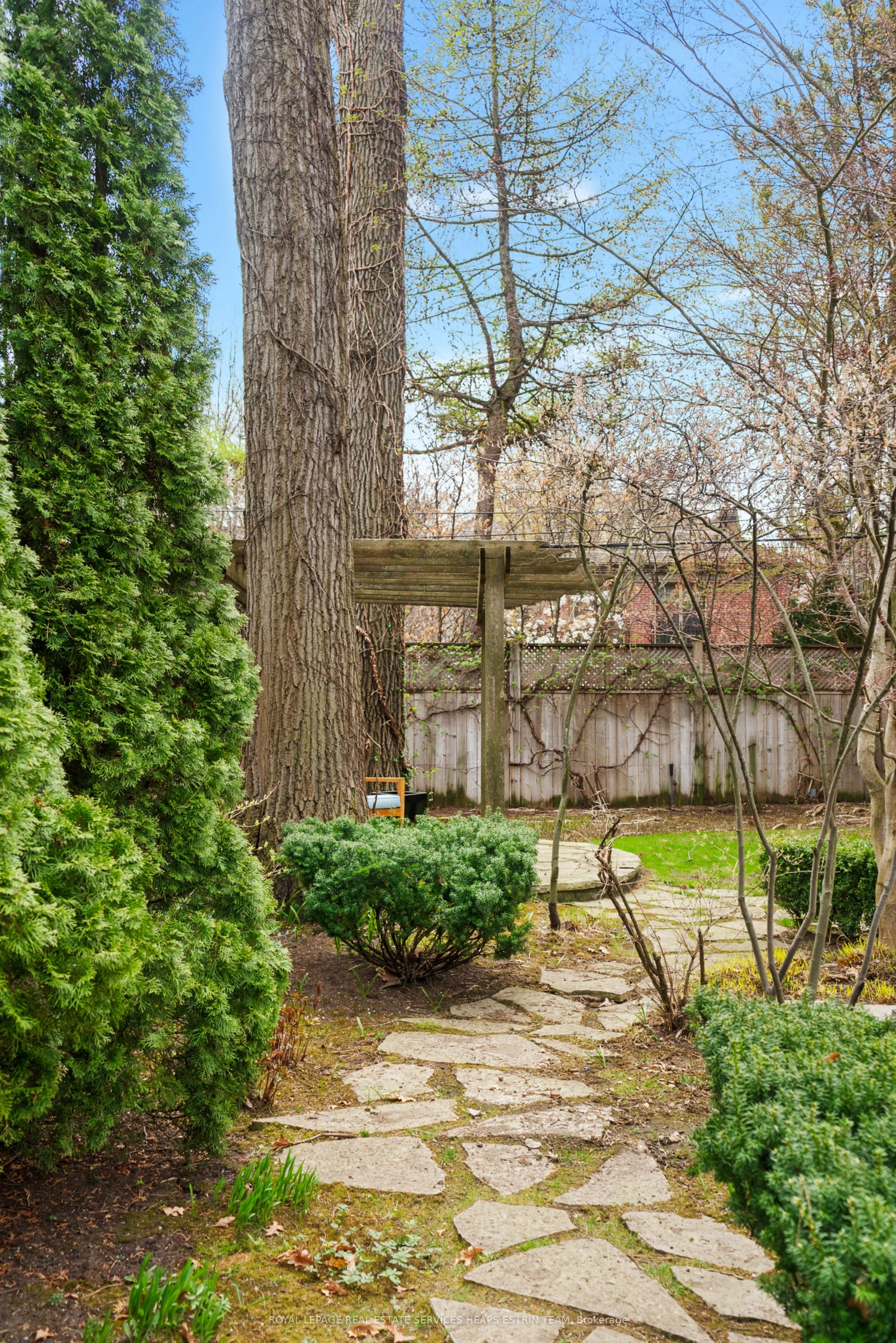 19 Whitney Avenue