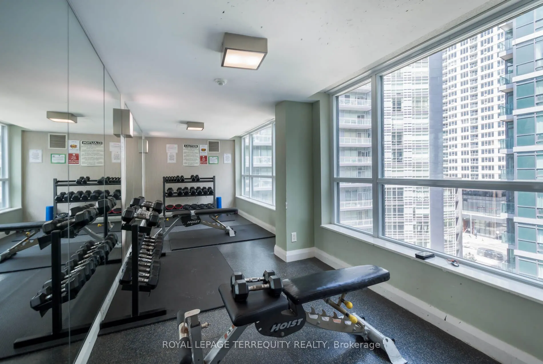 600 Fleet Street, #2211