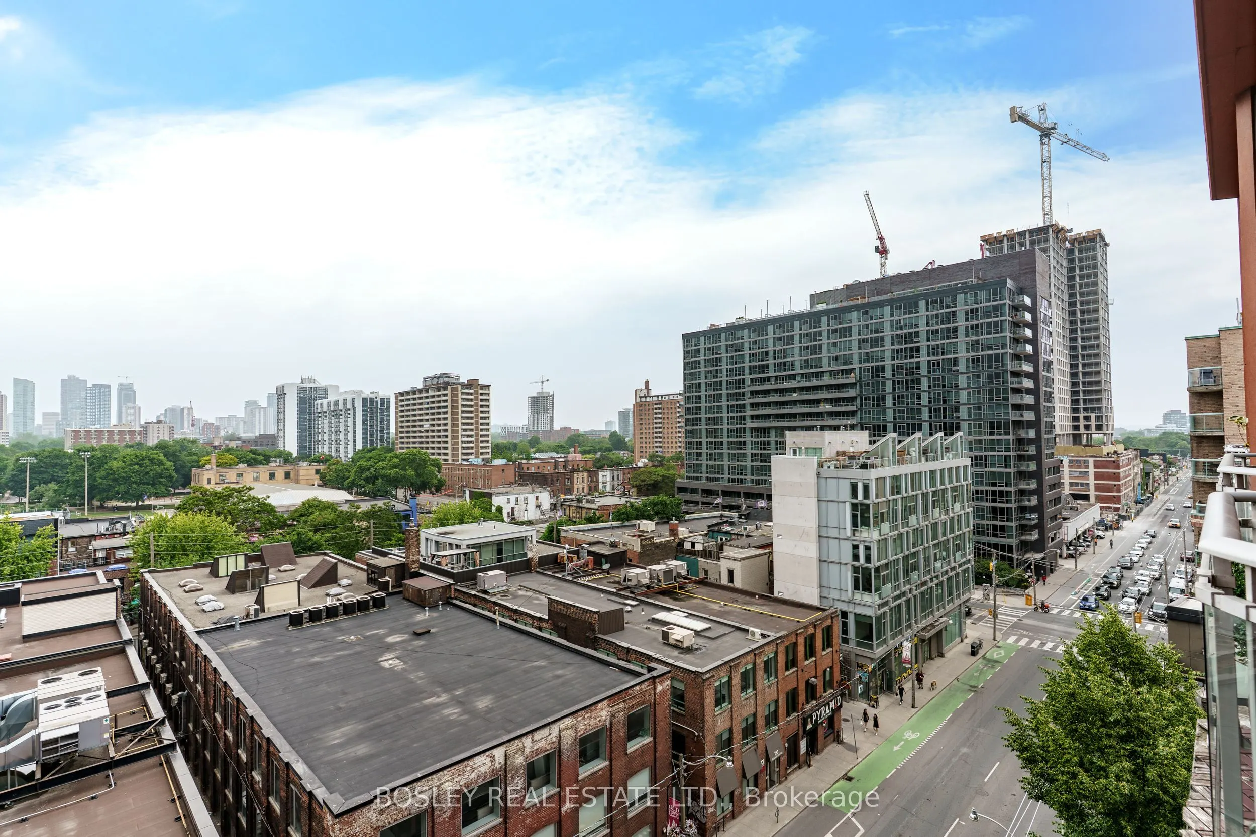 255 Richmond Street E, #818