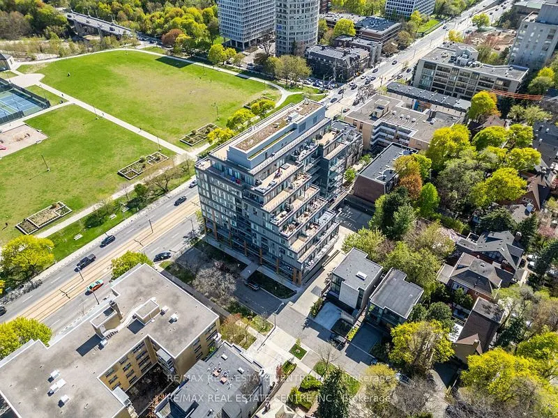 6 Parkwood Avenue, #419