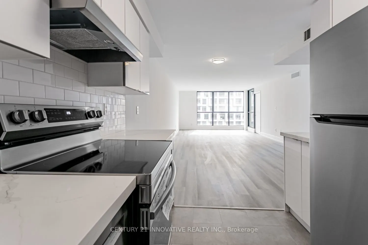 188 Spadina Avenue, #604