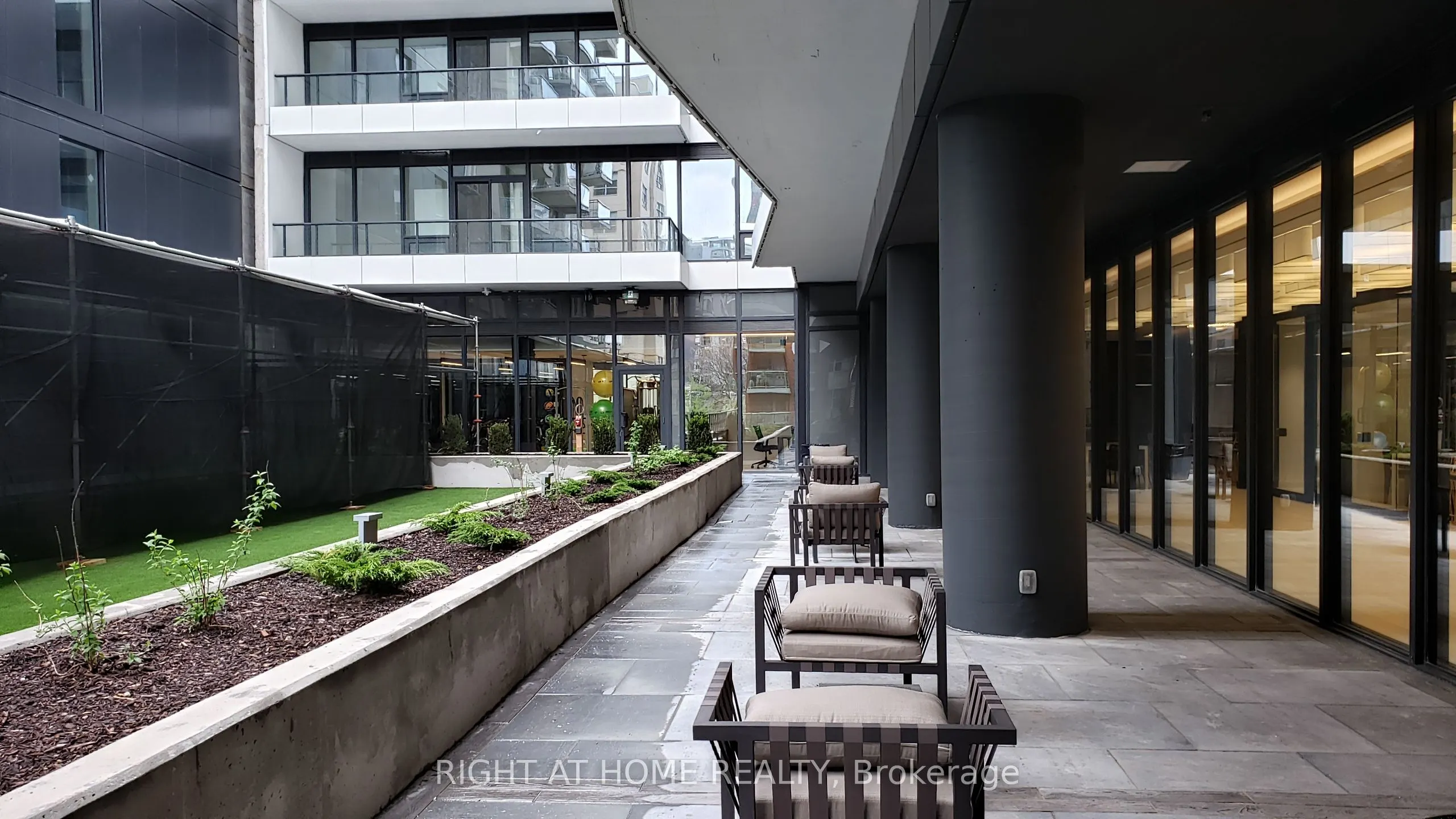 85 Wood Street, #1615