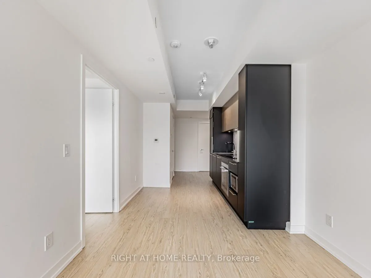 85 Wood Street, #1615