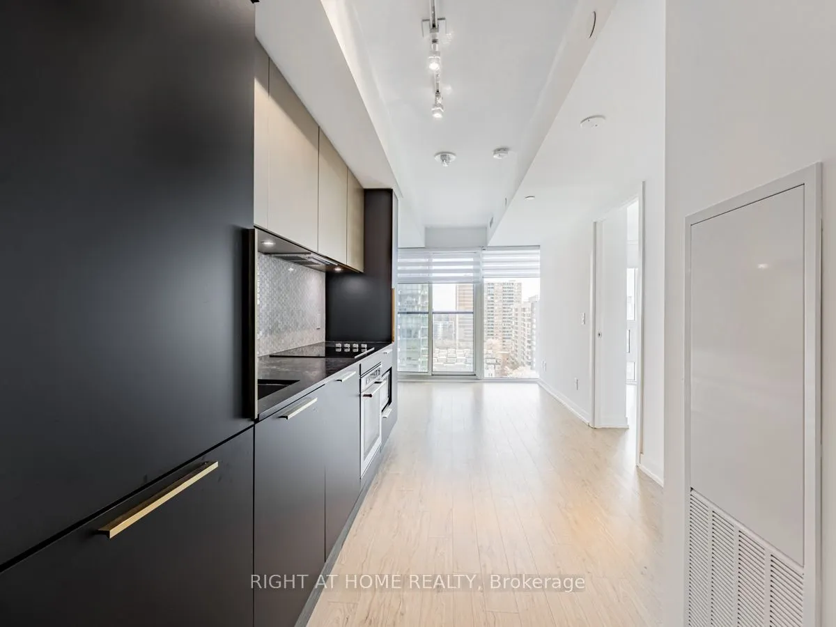 85 Wood Street, #1615