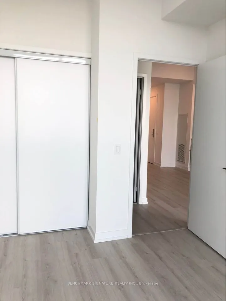 33 Helendale Avenue, #2613