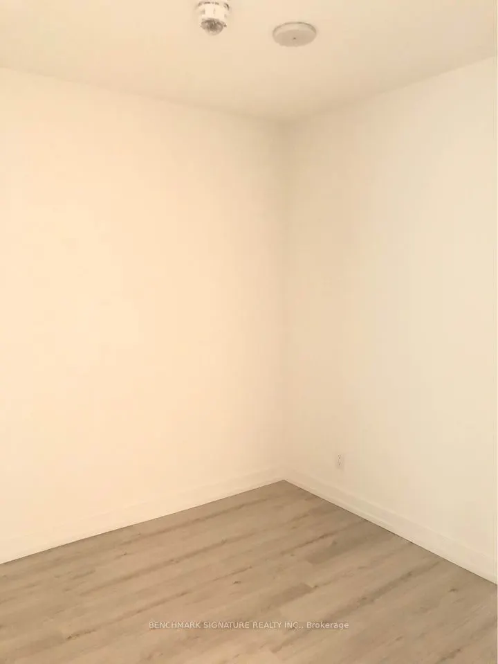 33 Helendale Avenue, #2613