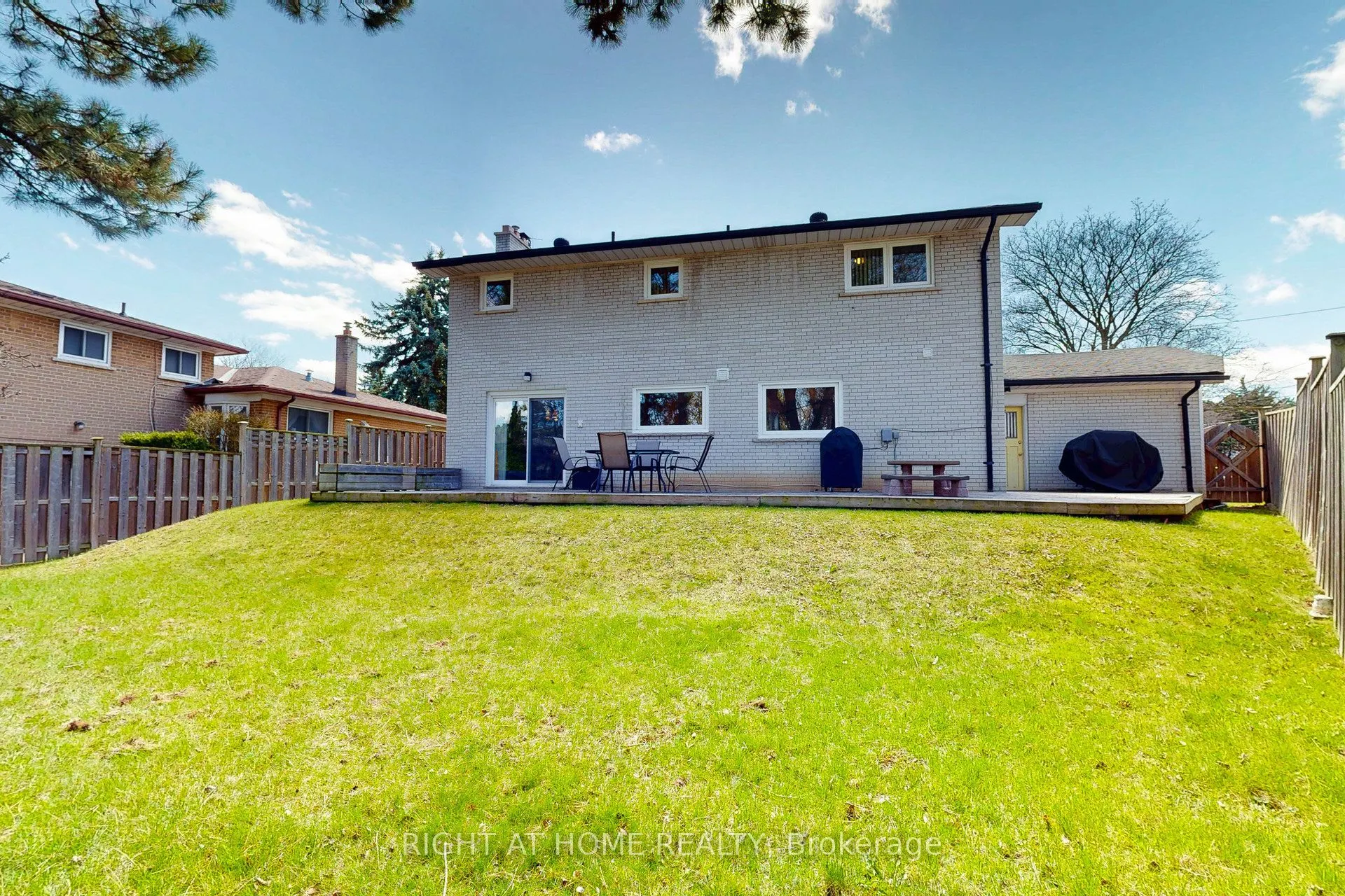 5 Robinter Drive