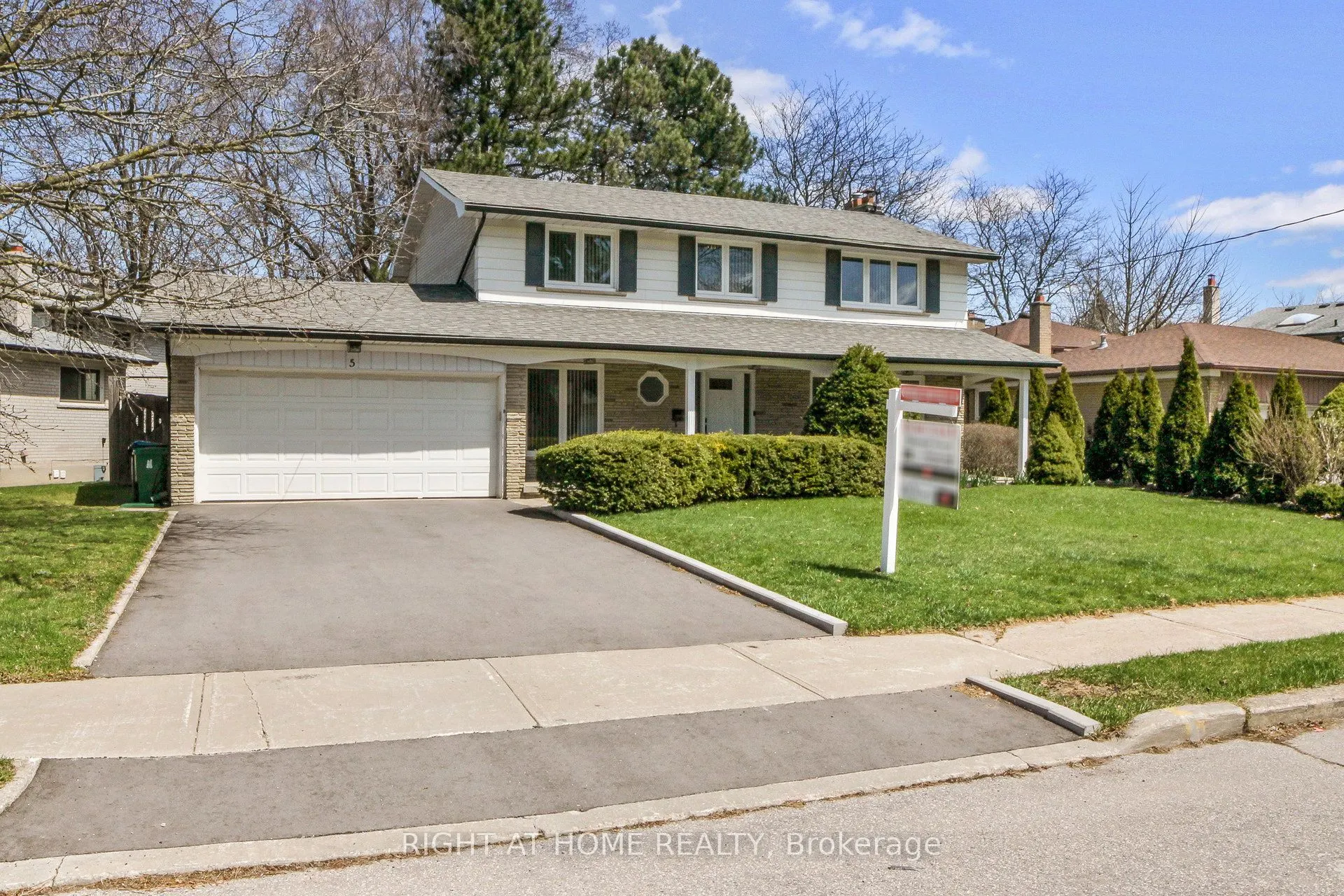 5 Robinter Drive