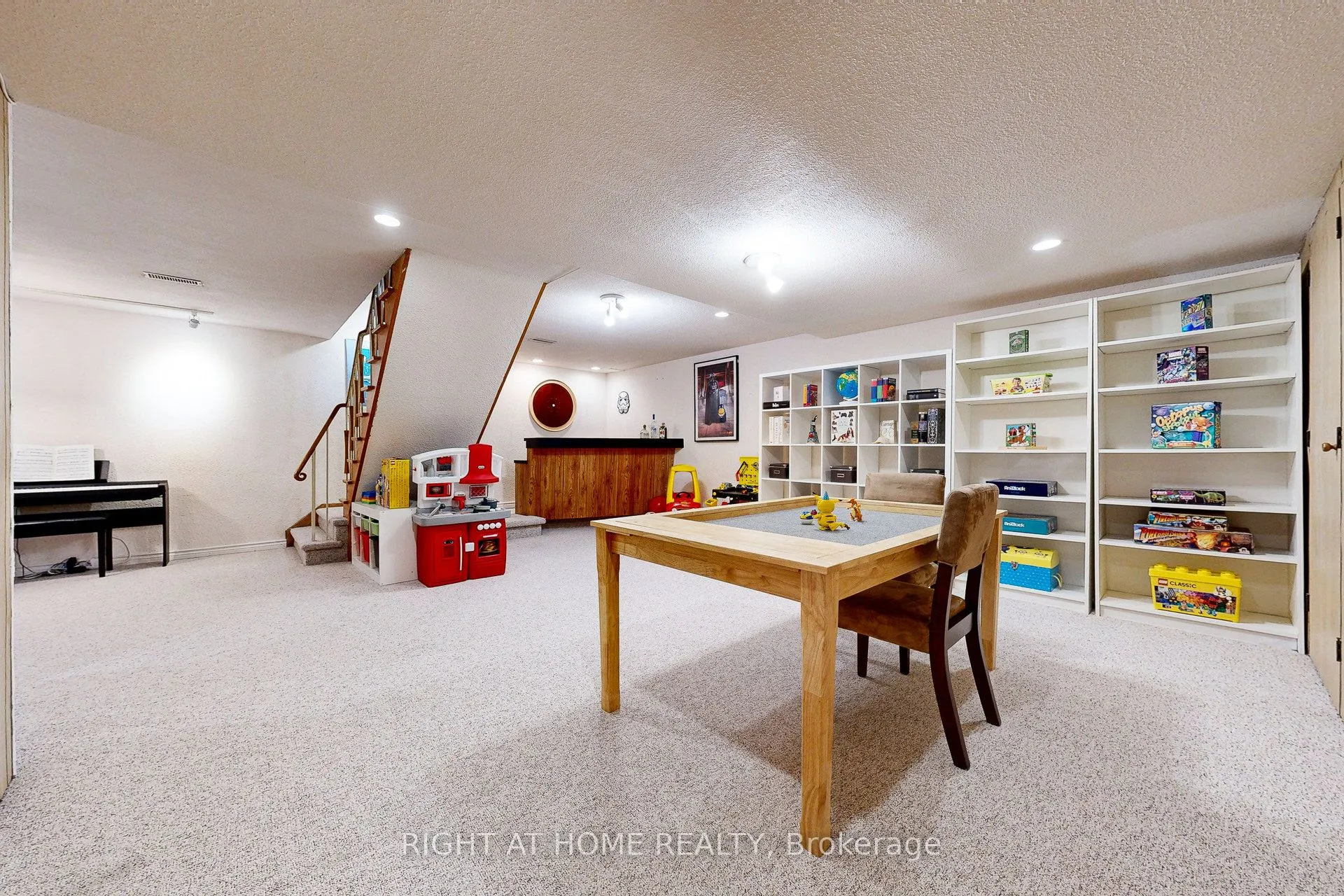 5 Robinter Drive