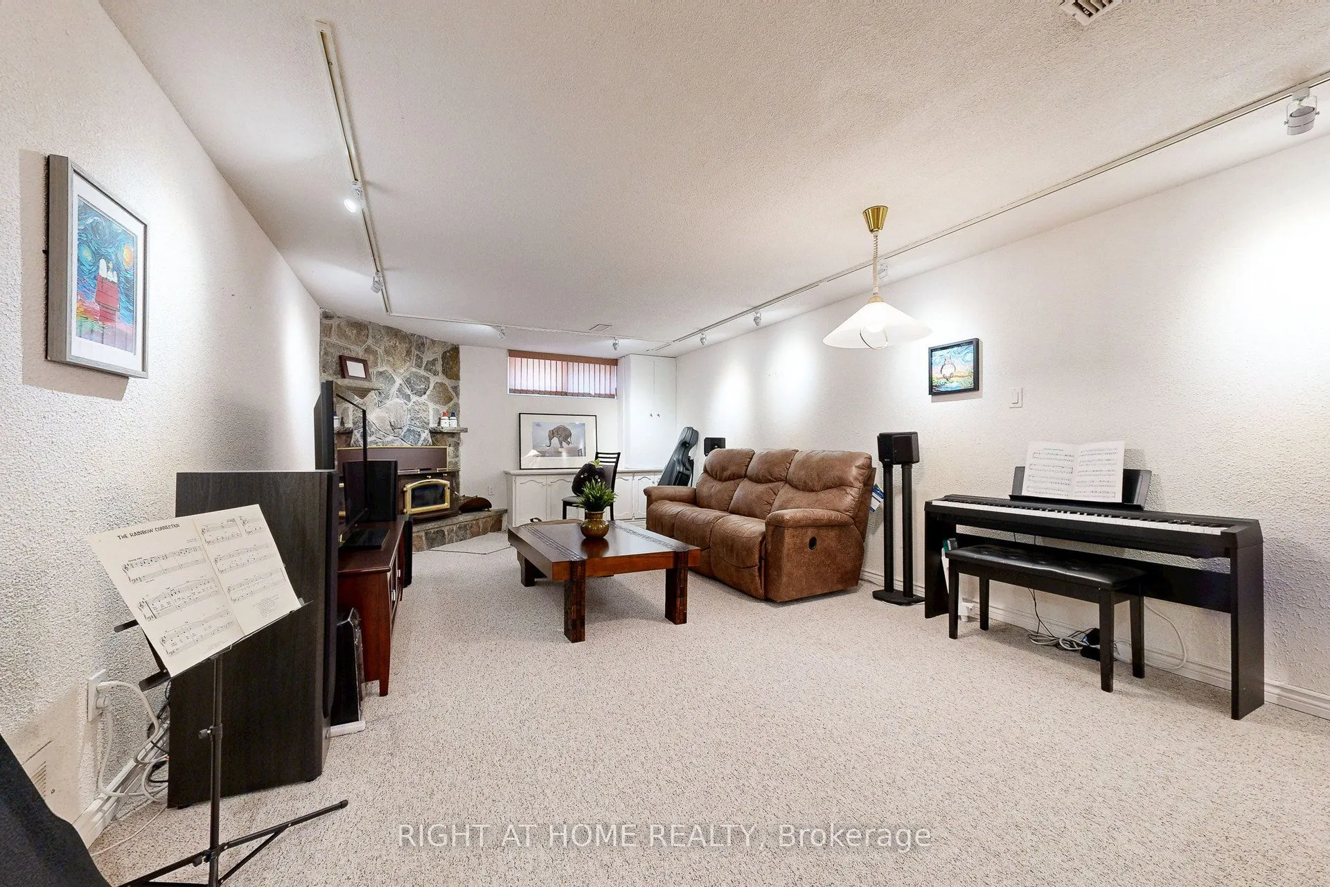 5 Robinter Drive