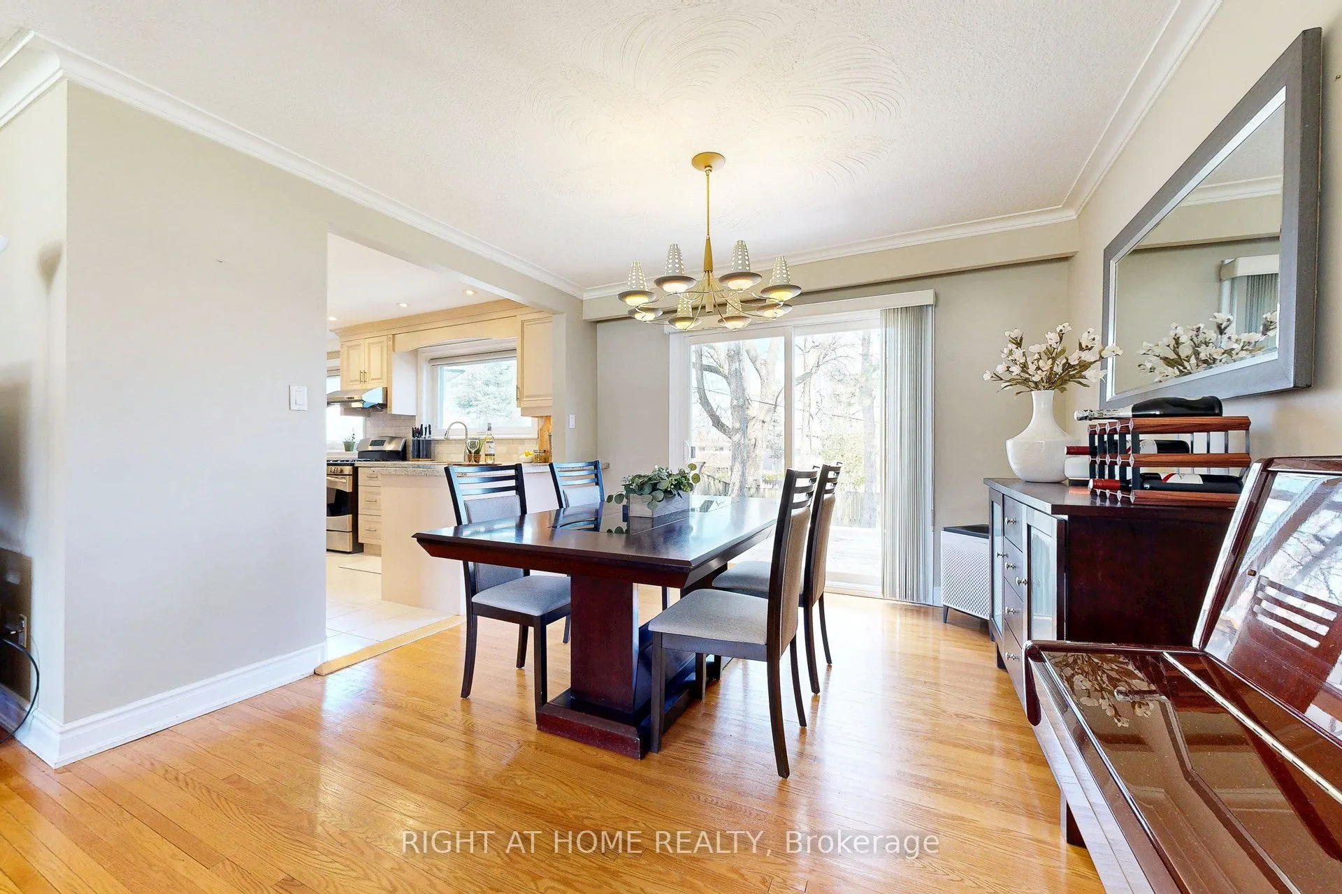 5 Robinter Drive