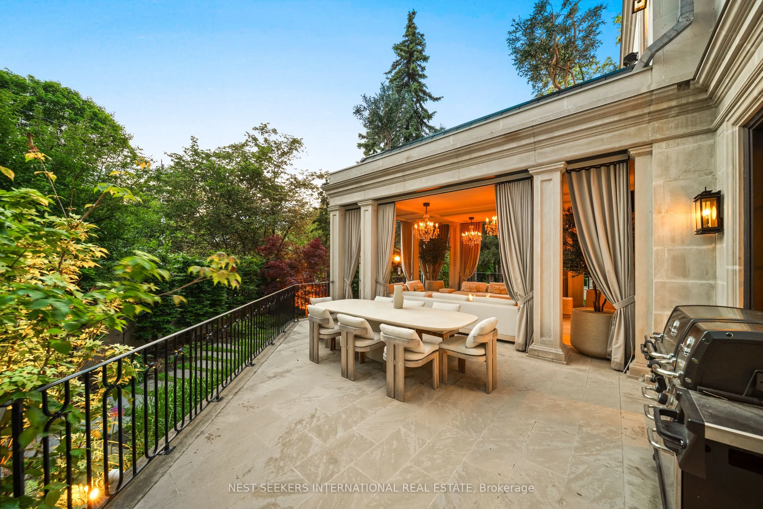 100 Ardwold Gate
