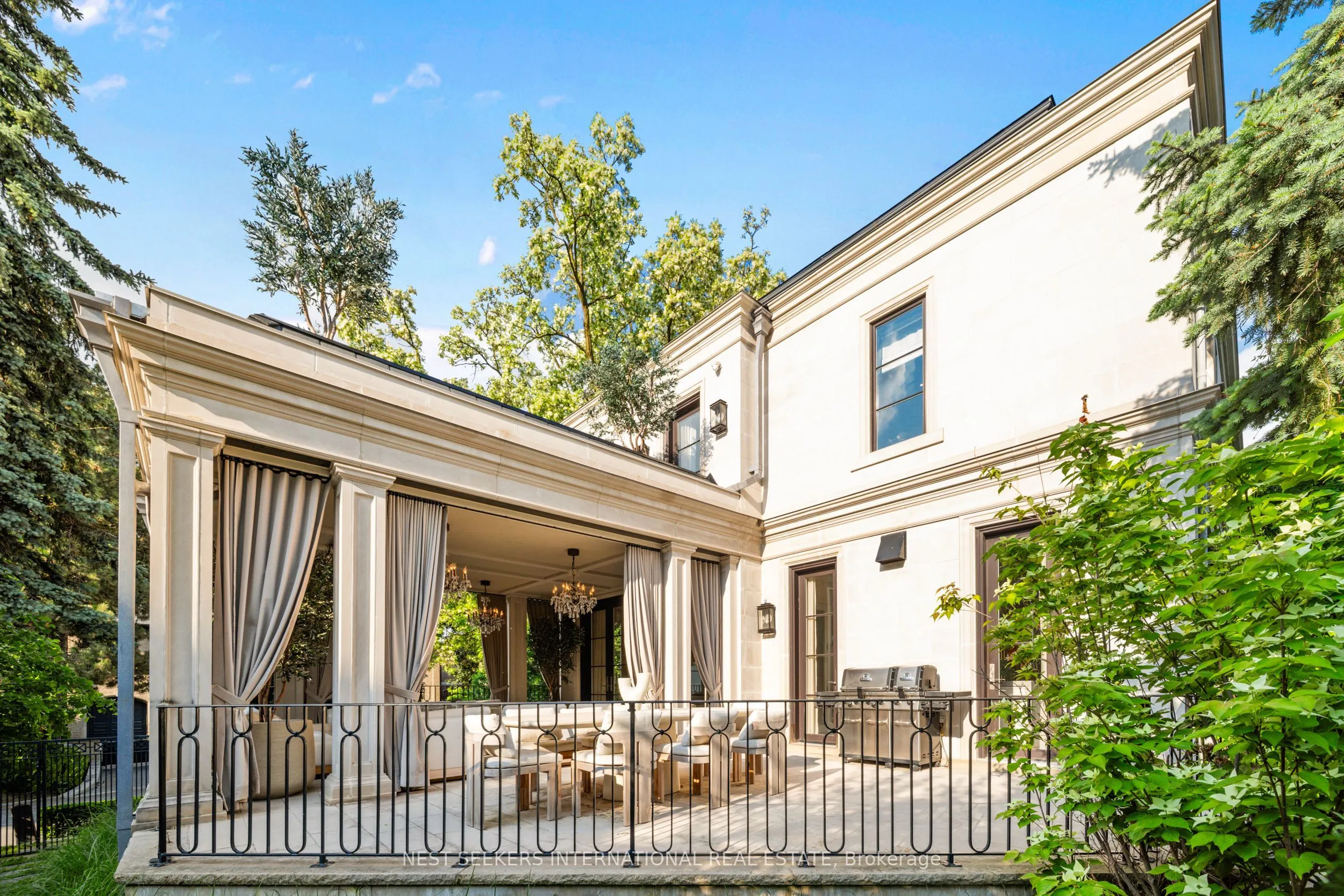 100 Ardwold Gate