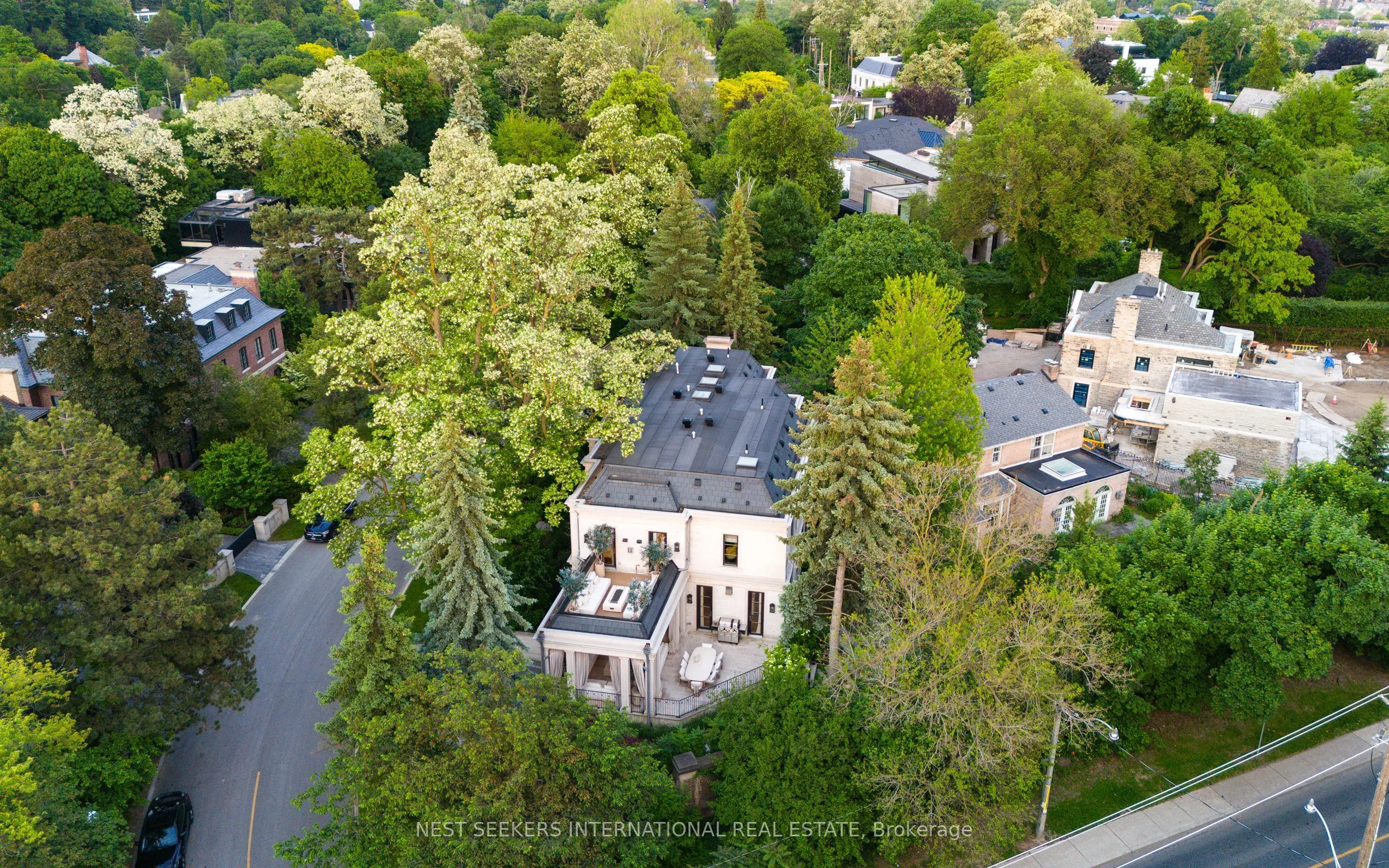 100 Ardwold Gate