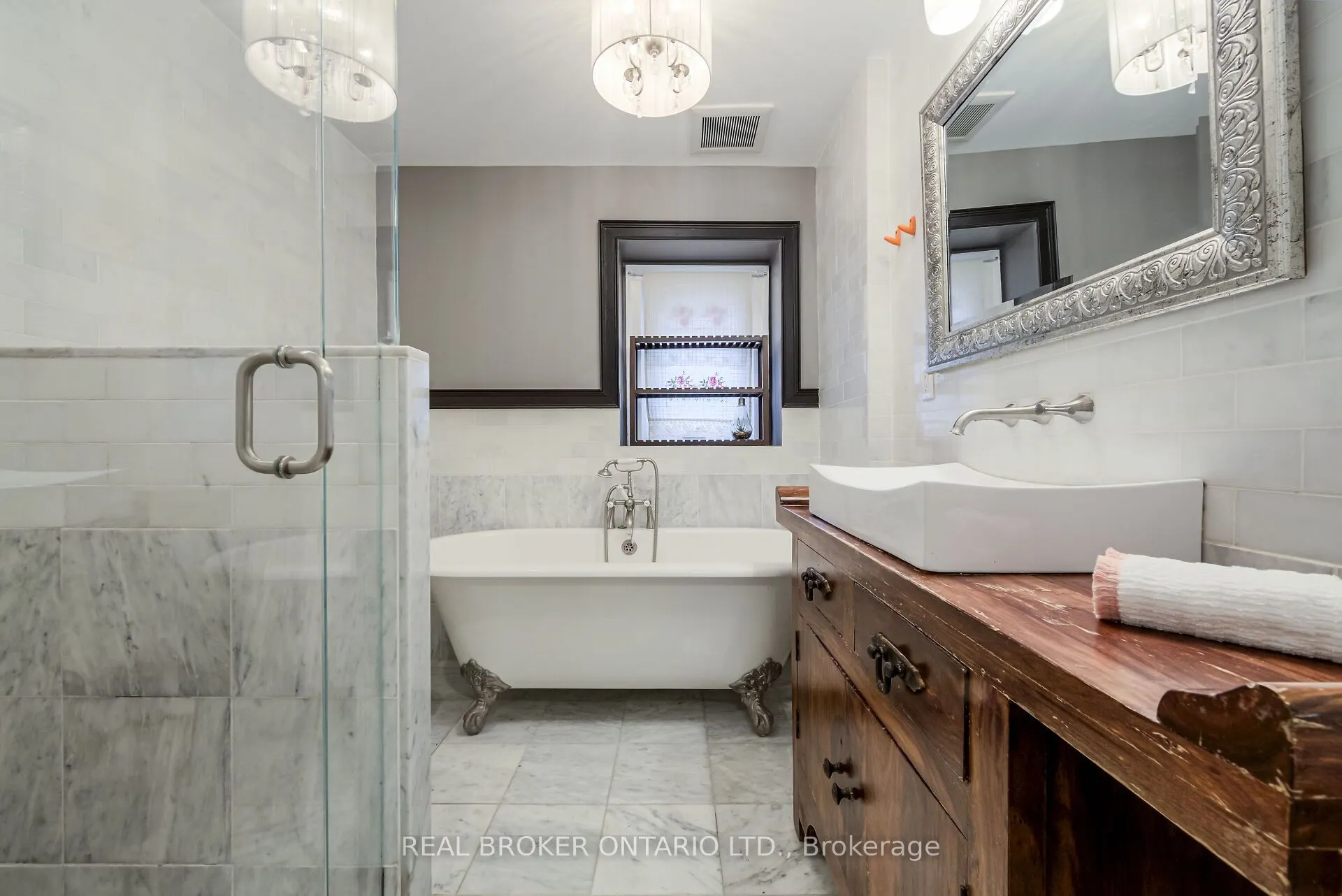 413 Roselawn Avenue