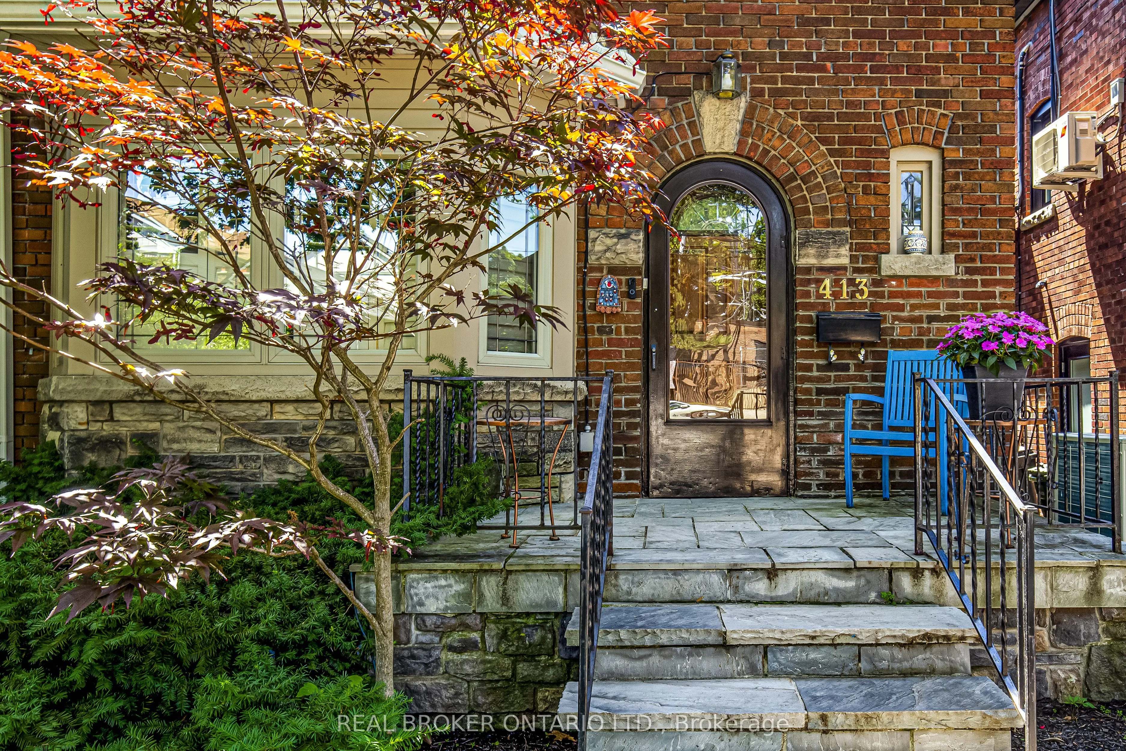 413 Roselawn Avenue