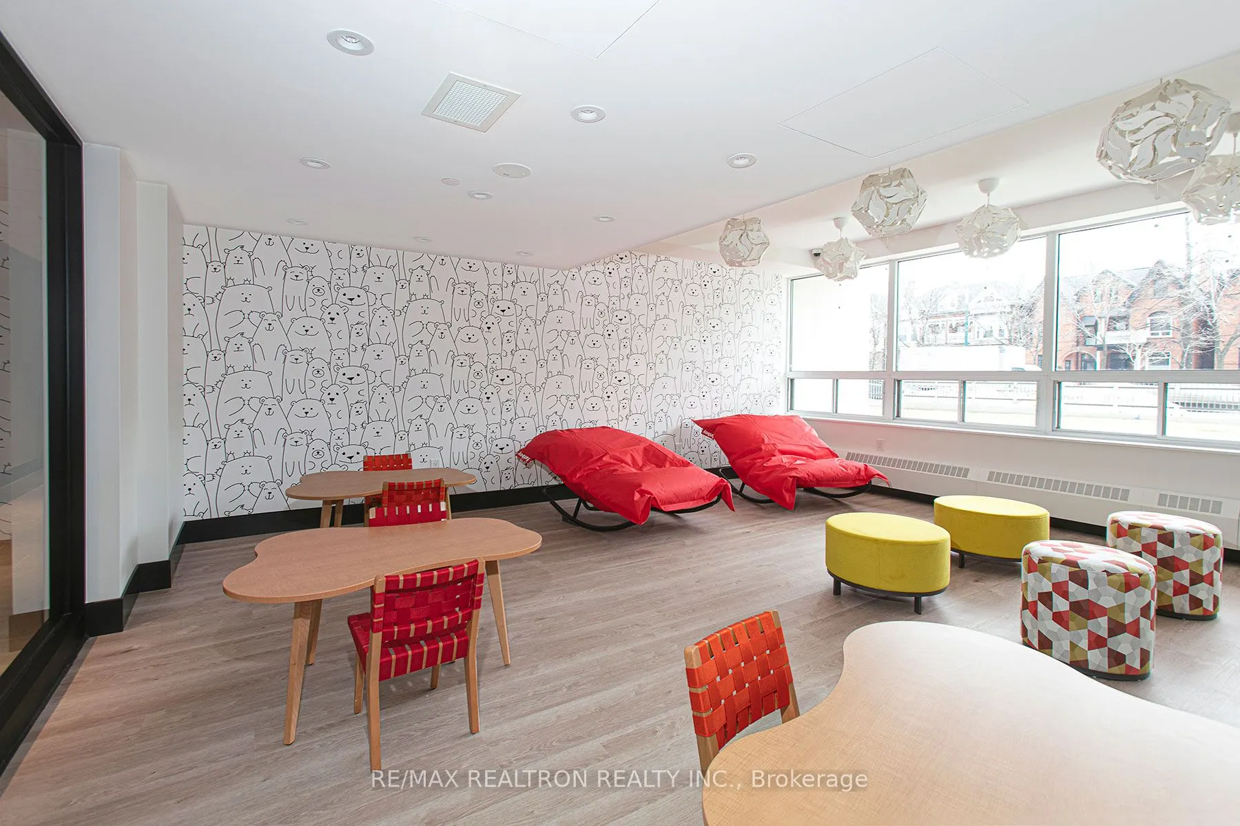 666 Spadina Avenue, #2001