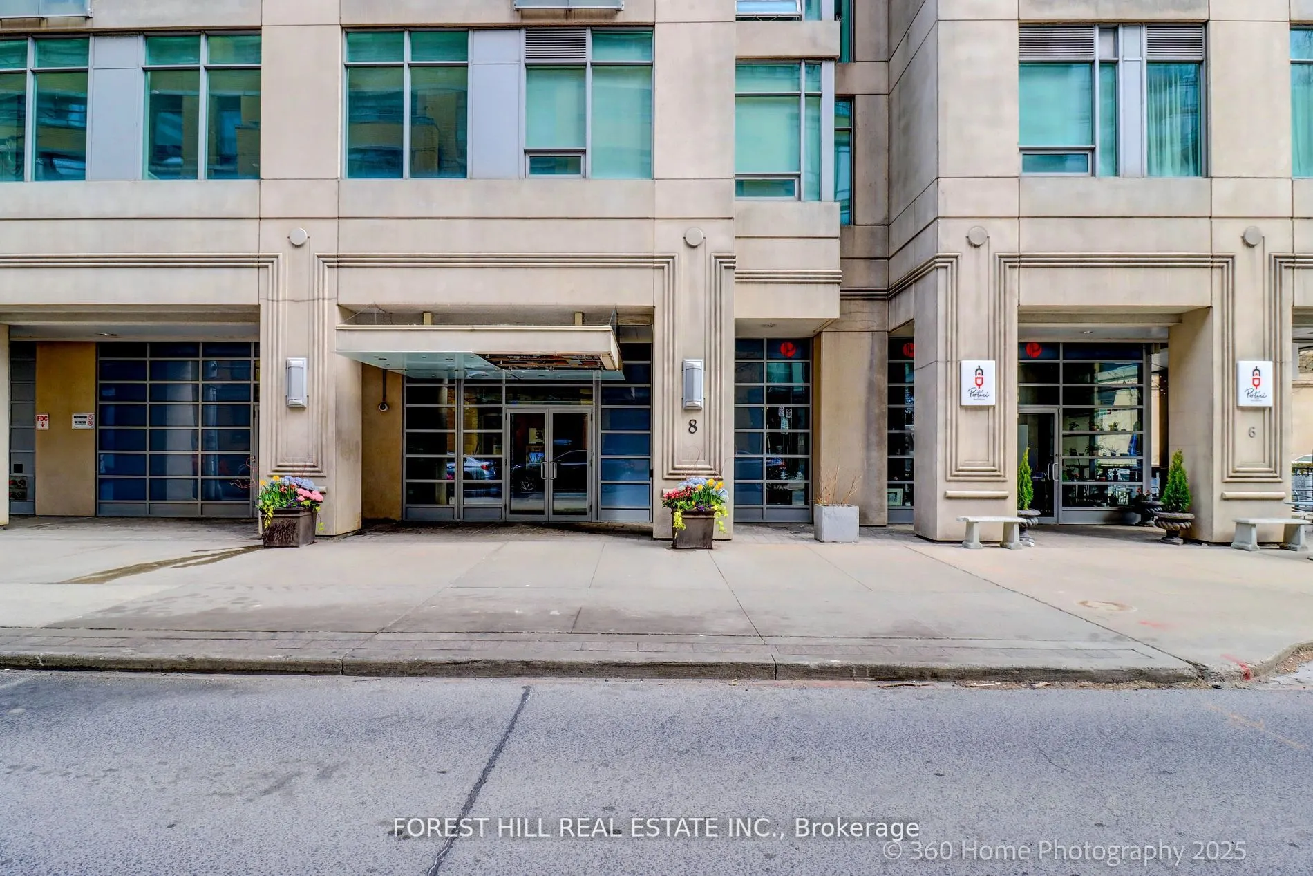 8 Scollard Street, #302