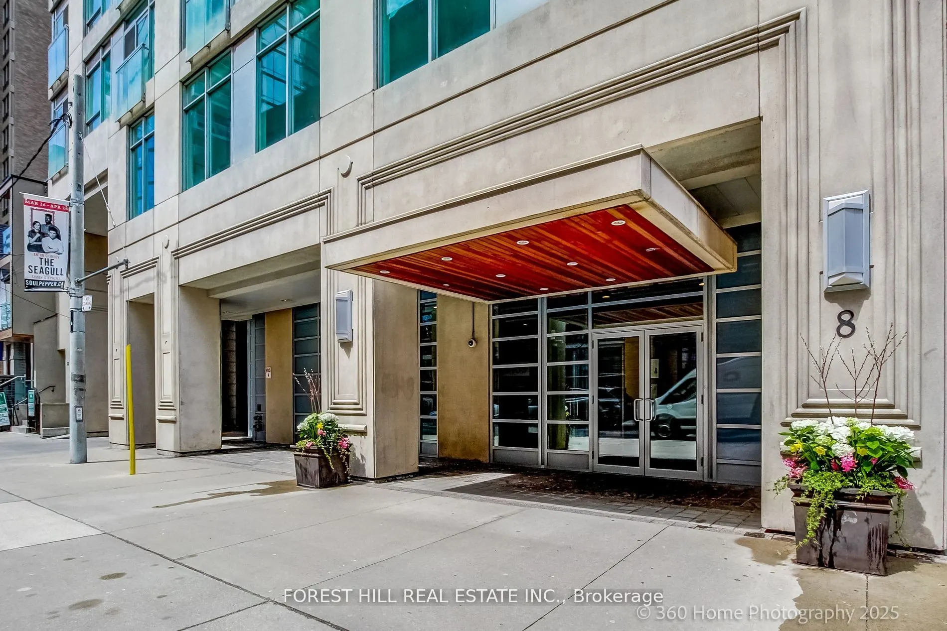 8 Scollard Street, #302