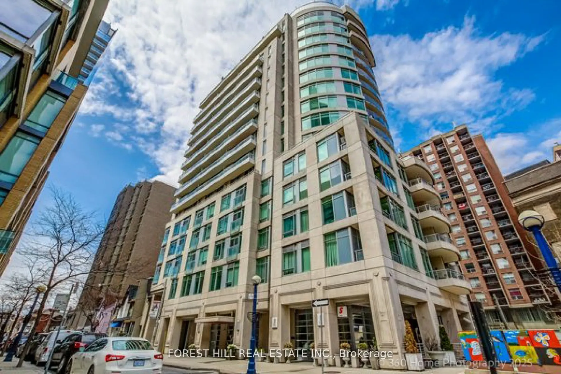 8 Scollard Street, #302