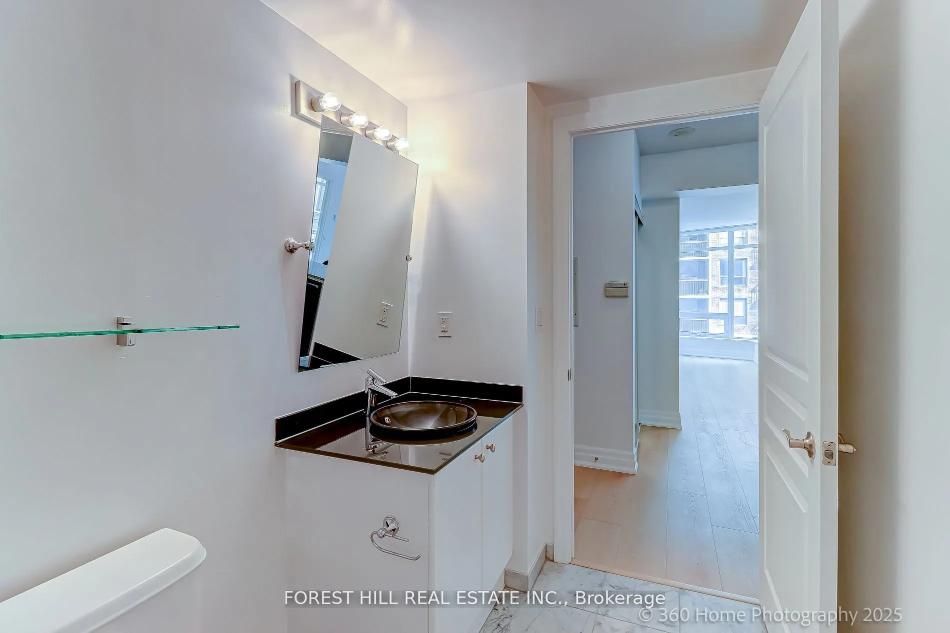 8 Scollard Street, #302