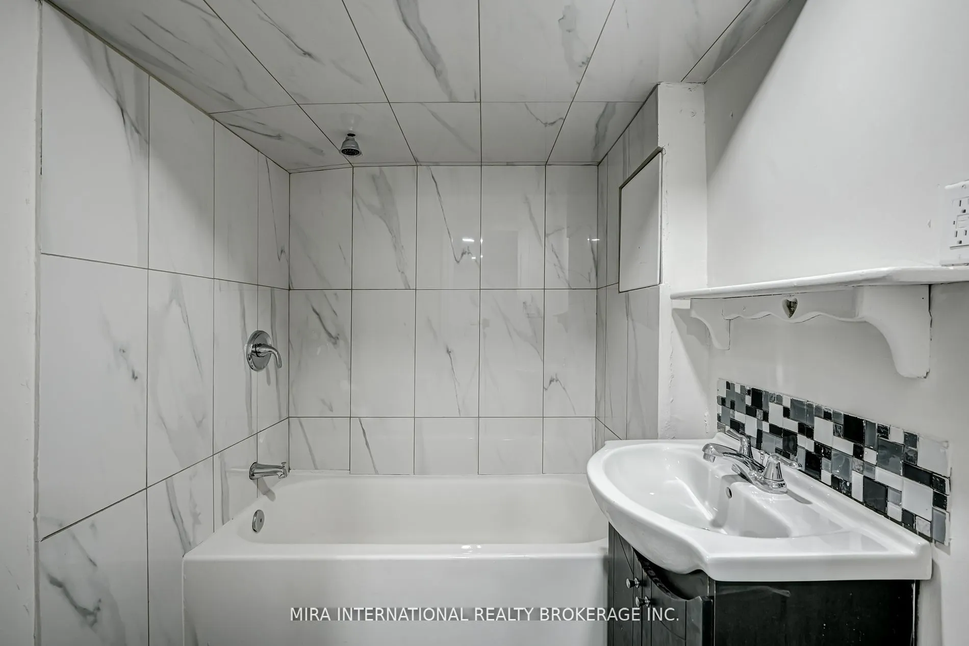 177 Carlton Street, #B2