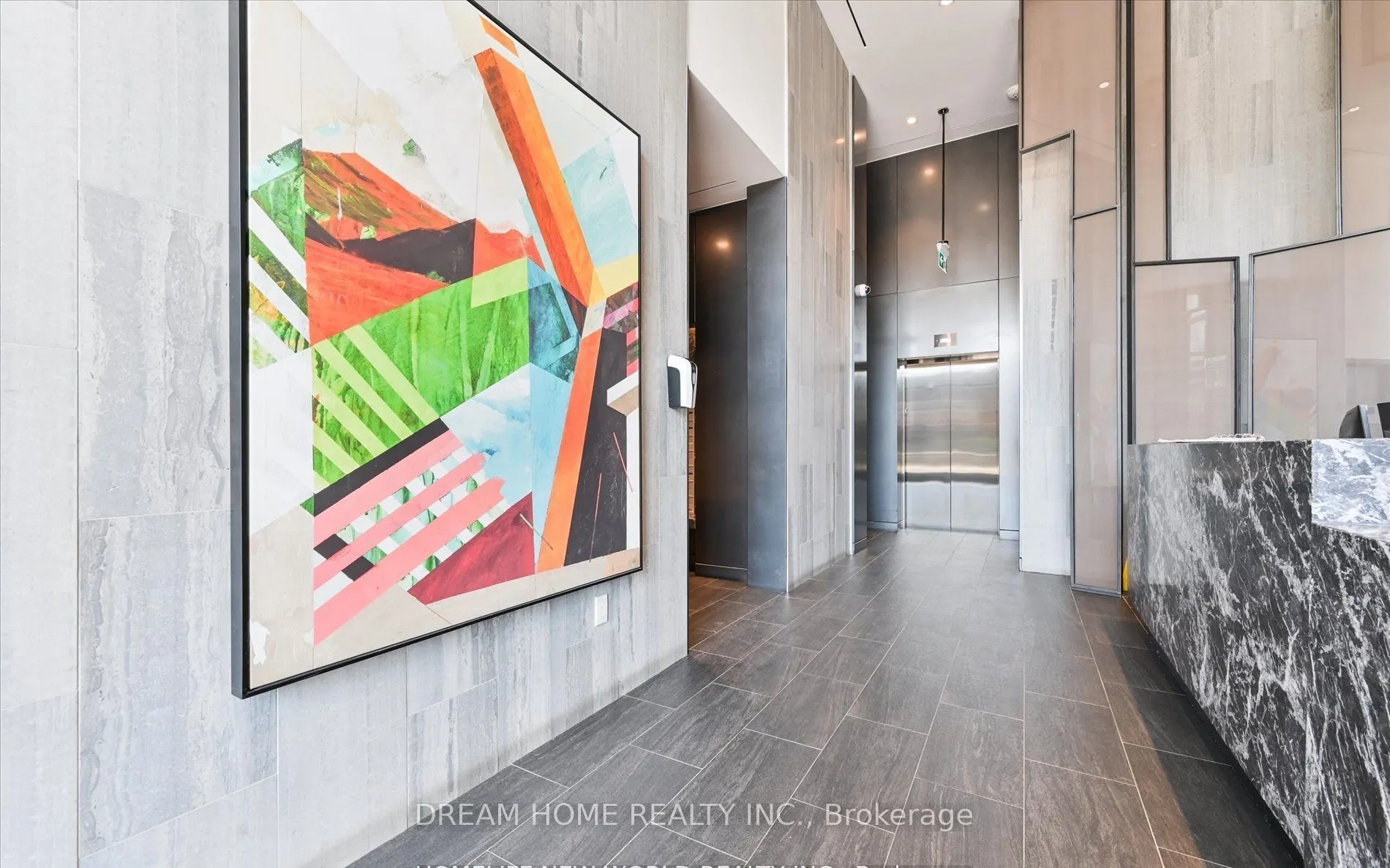 27 Bathurst Street, #617