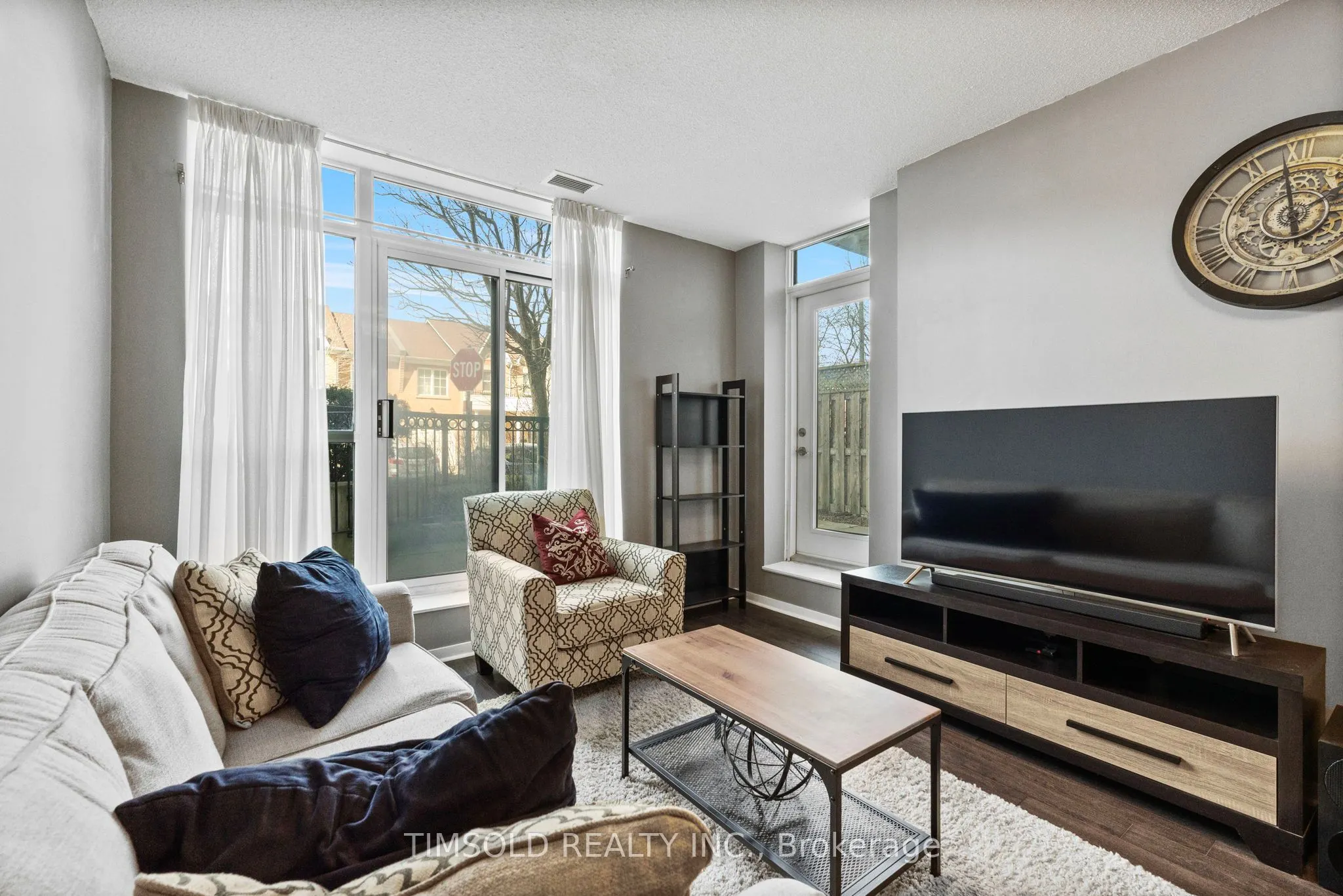 120 Dallimore Circle, #102
