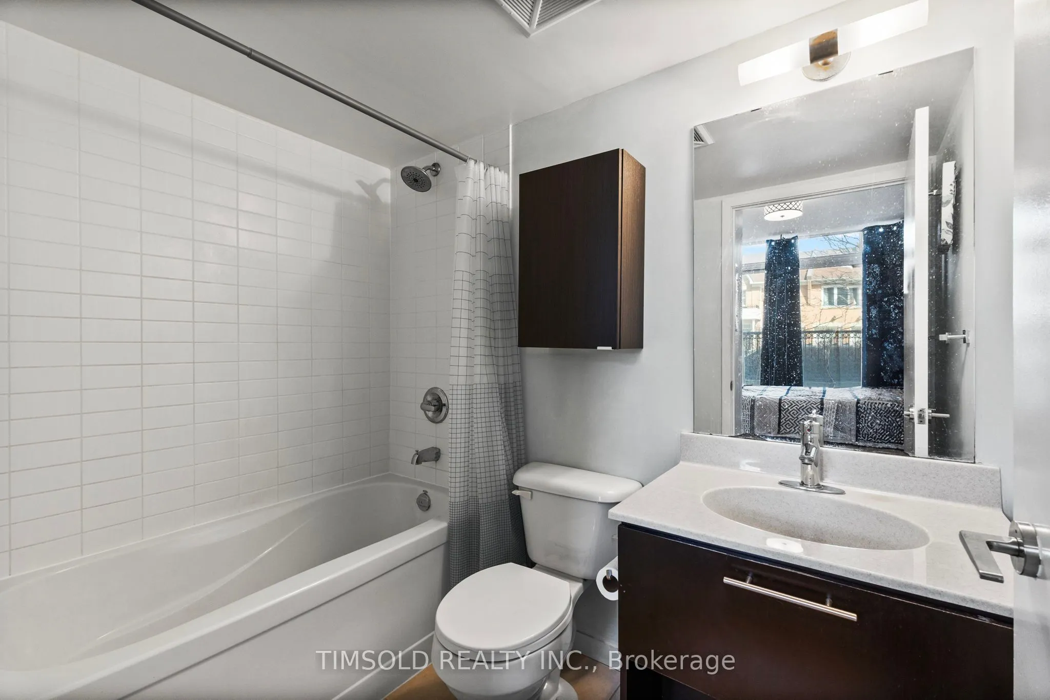 120 Dallimore Circle, #102