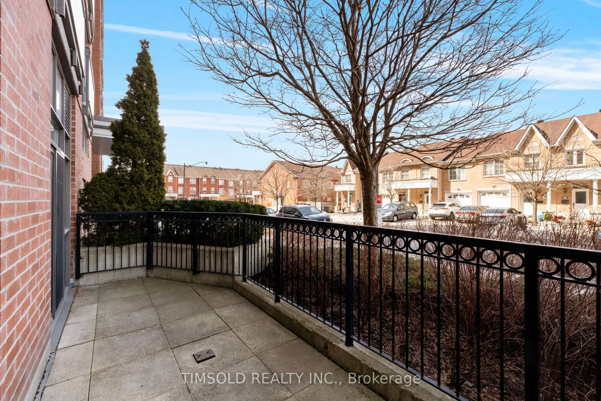 120 Dallimore Circle, #102
