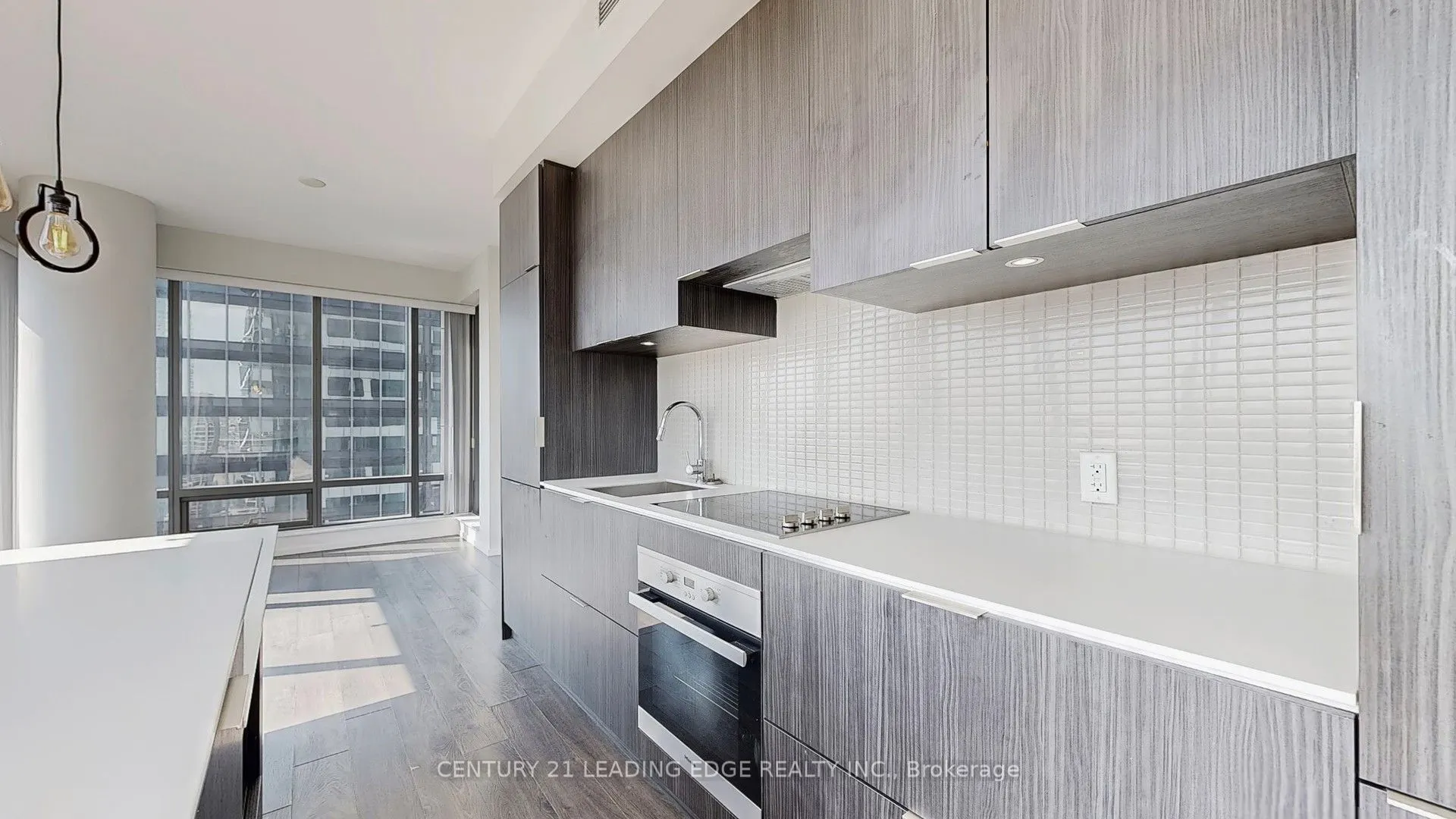5 Joseph Street, #3902