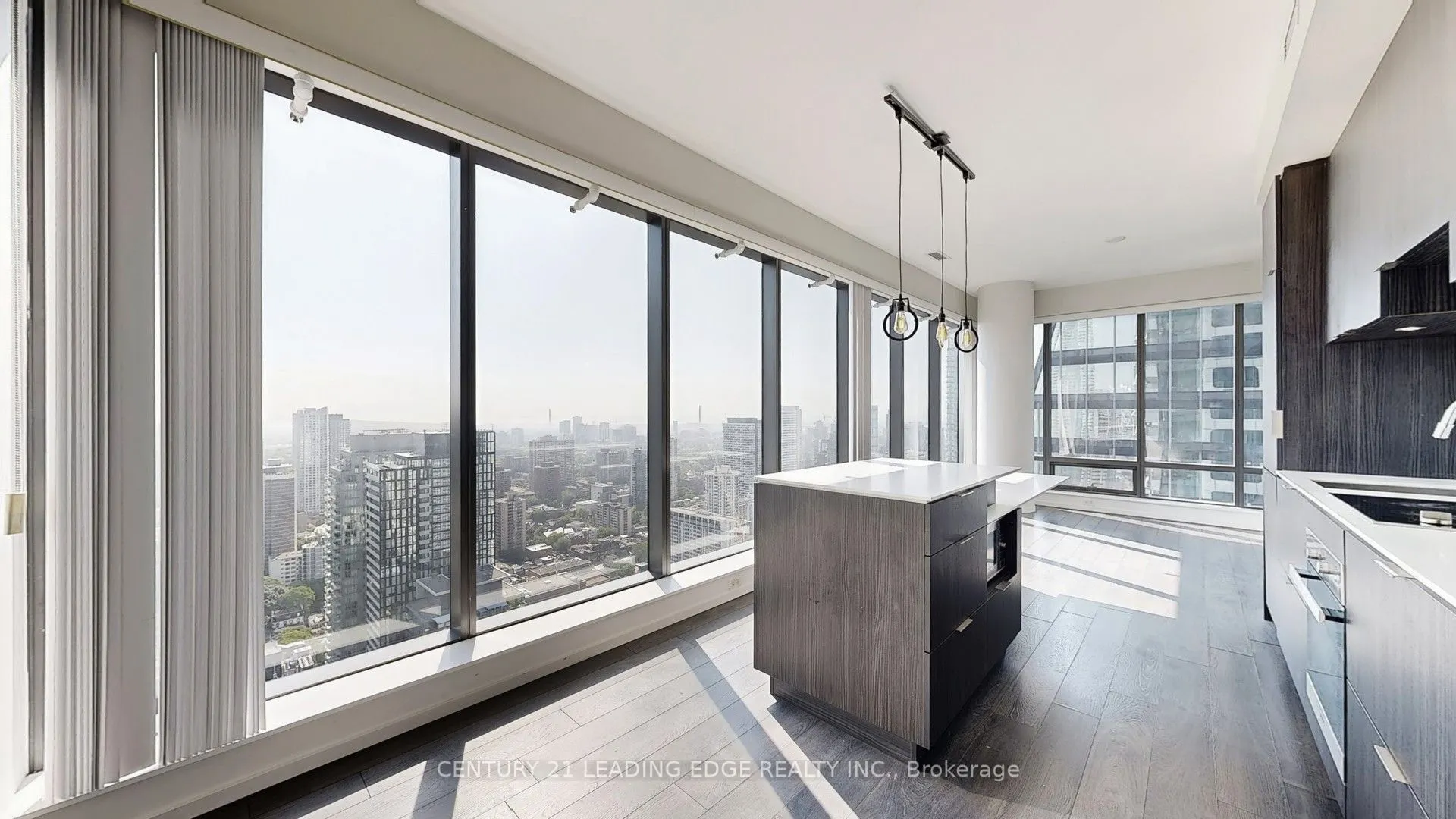 5 Joseph Street, #3902
